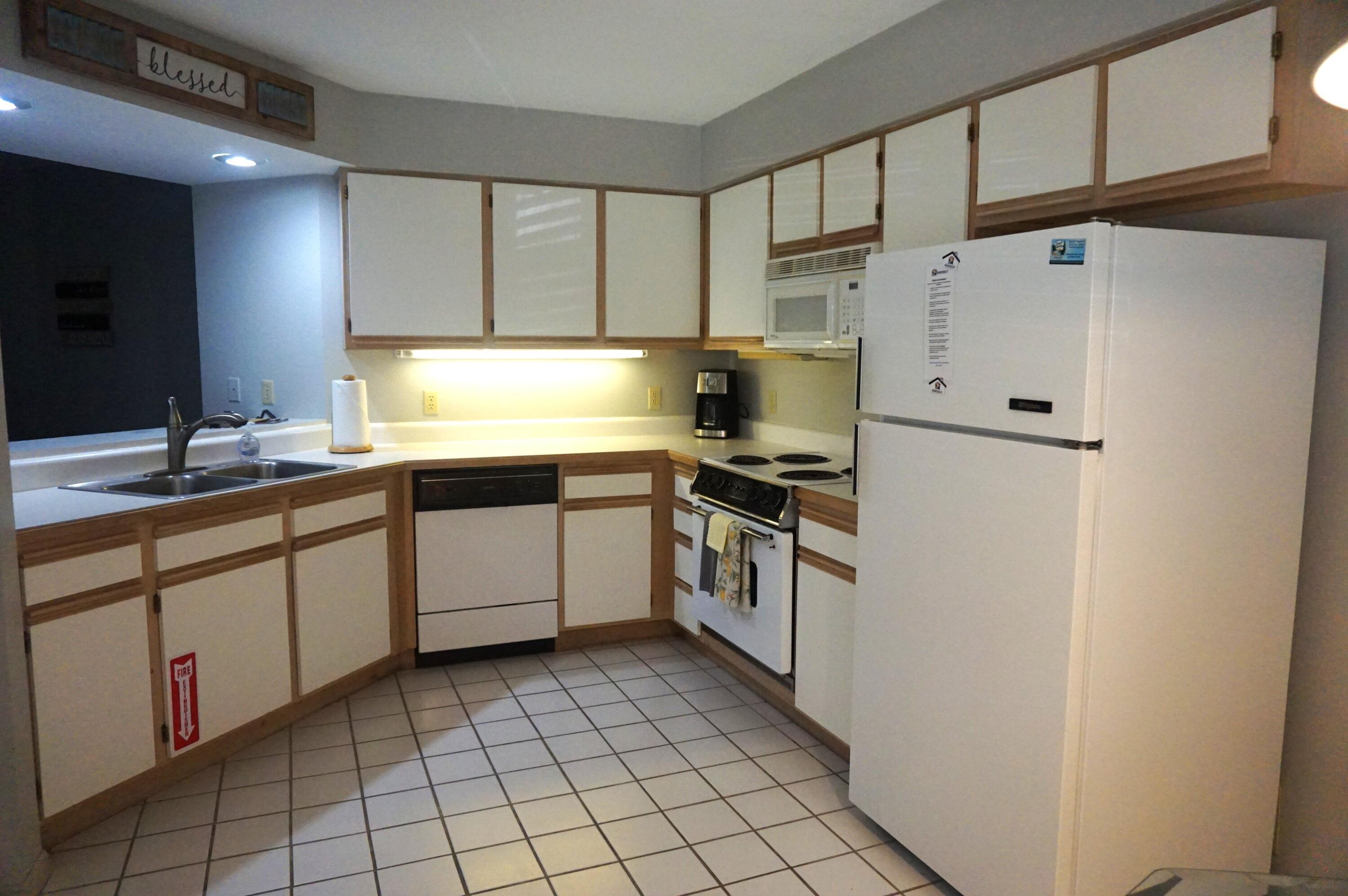 255 Wimbledon Drive Property Photo 7