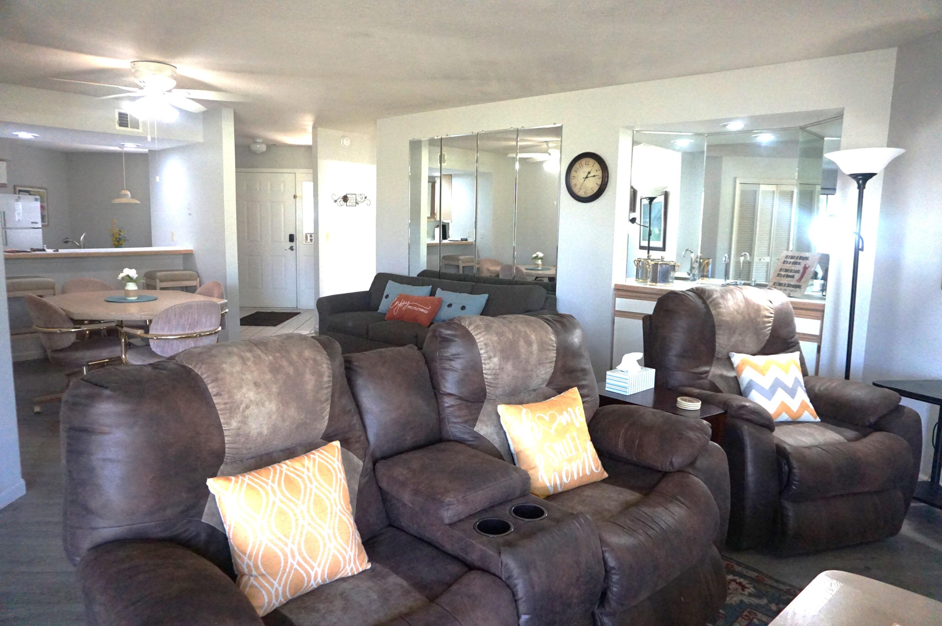 255 Wimbledon Drive Property Photo 12