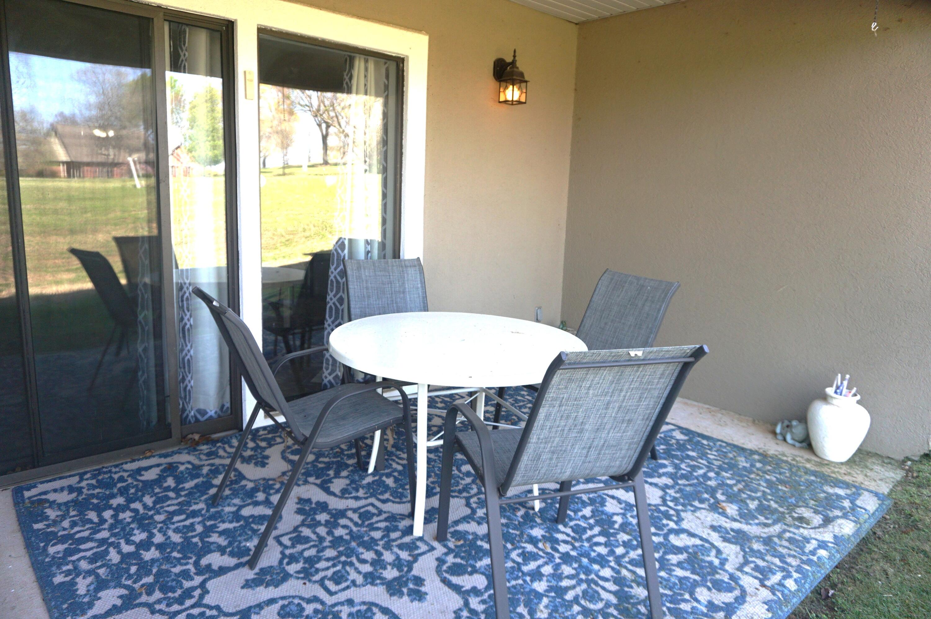 255 Wimbledon Drive Property Photo 26