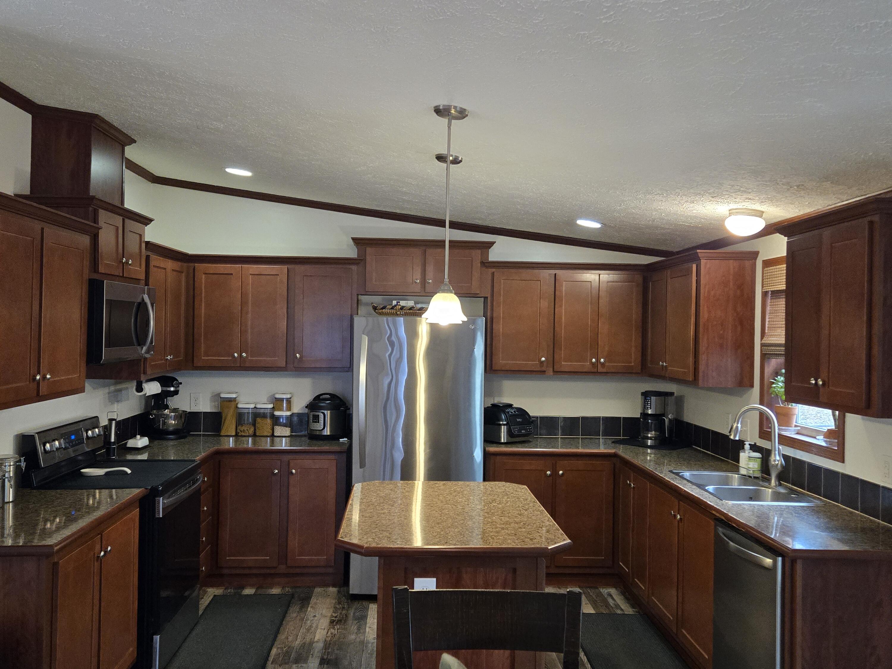 22854 Gavitt Lane Property Photo 23