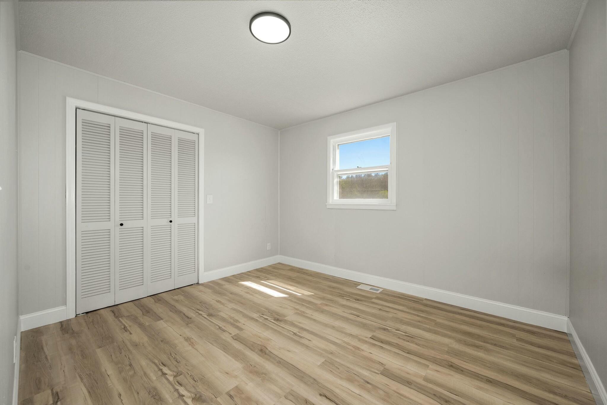 545 School Street Property Photo 23