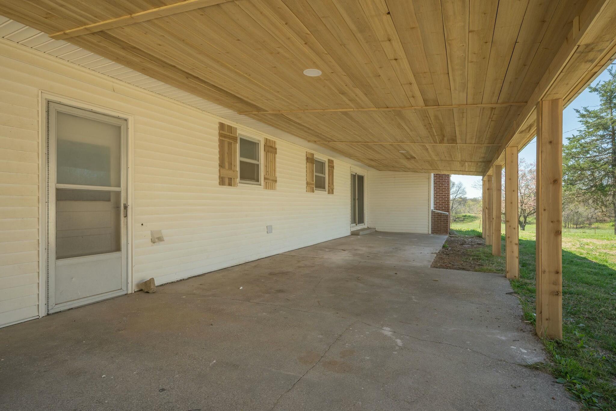 545 School Street Property Photo 24