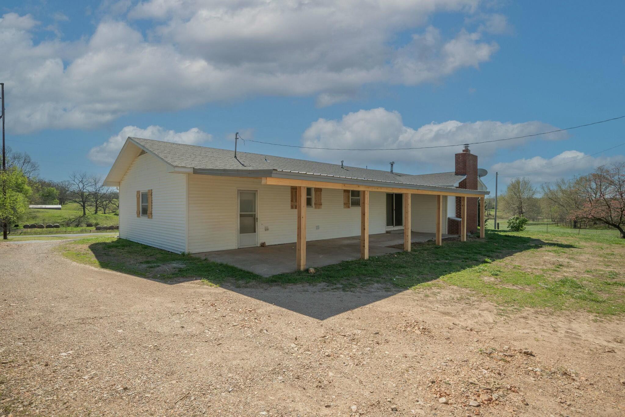 545 School Street Property Photo 26
