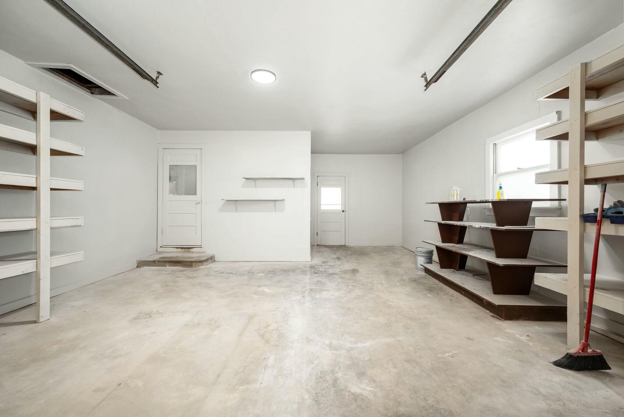 545 School Street Property Photo 40