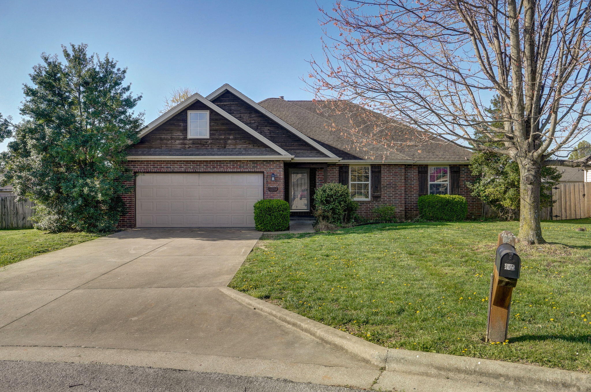 147 Short Leaf Circle Property Photo