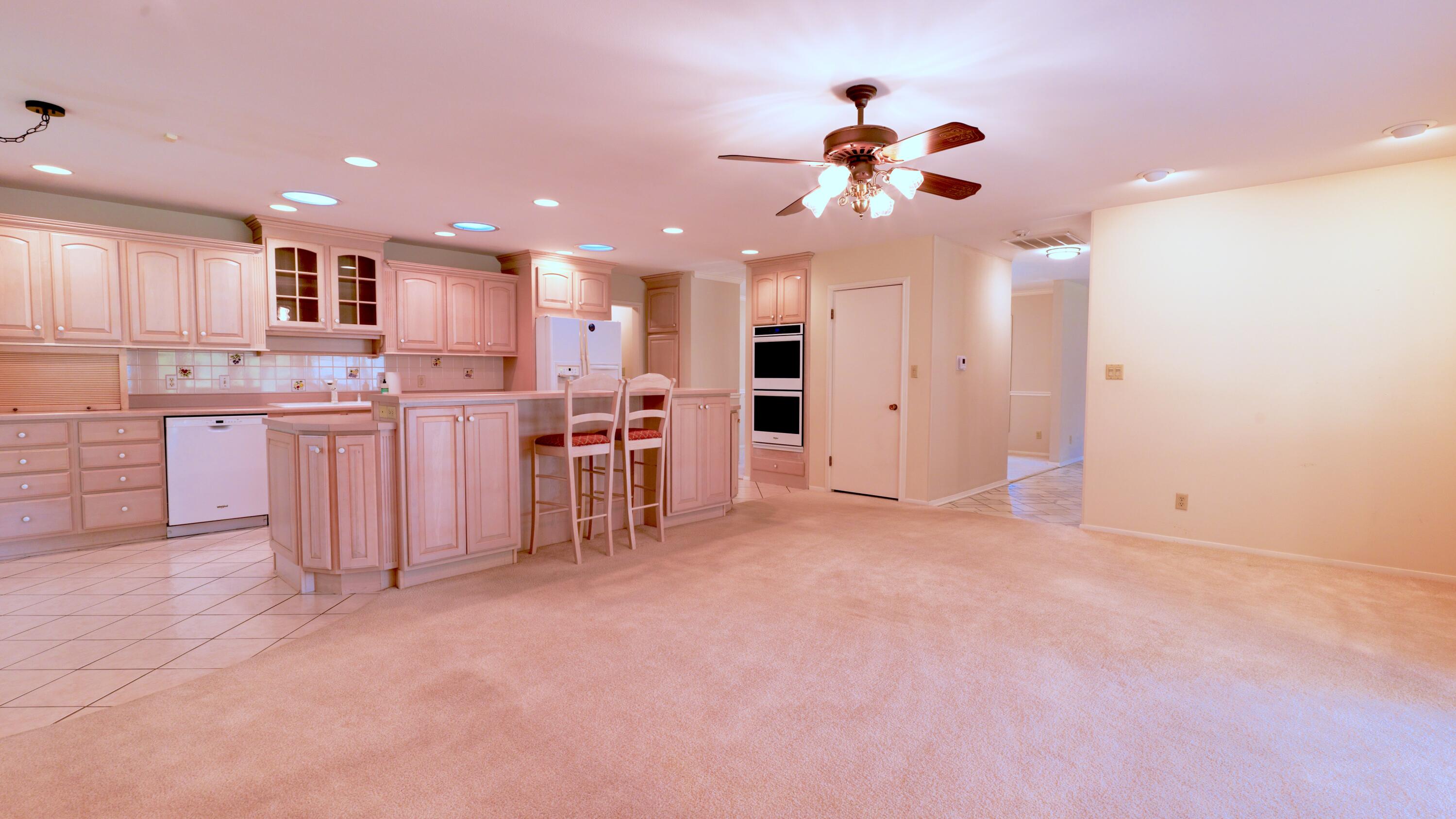 2921 East Avalon Drive Property Photo 20