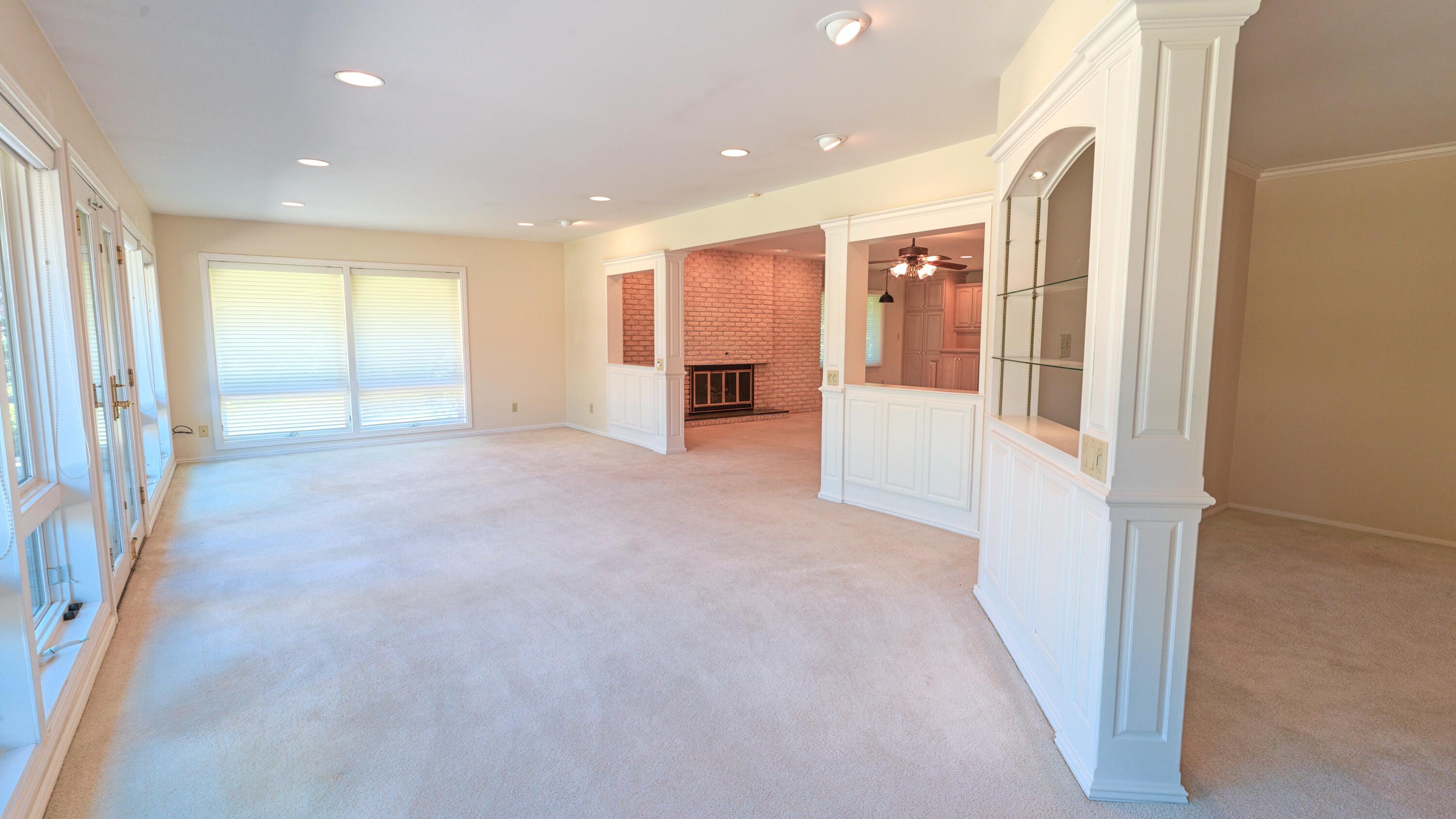 2921 East Avalon Drive Property Photo 30