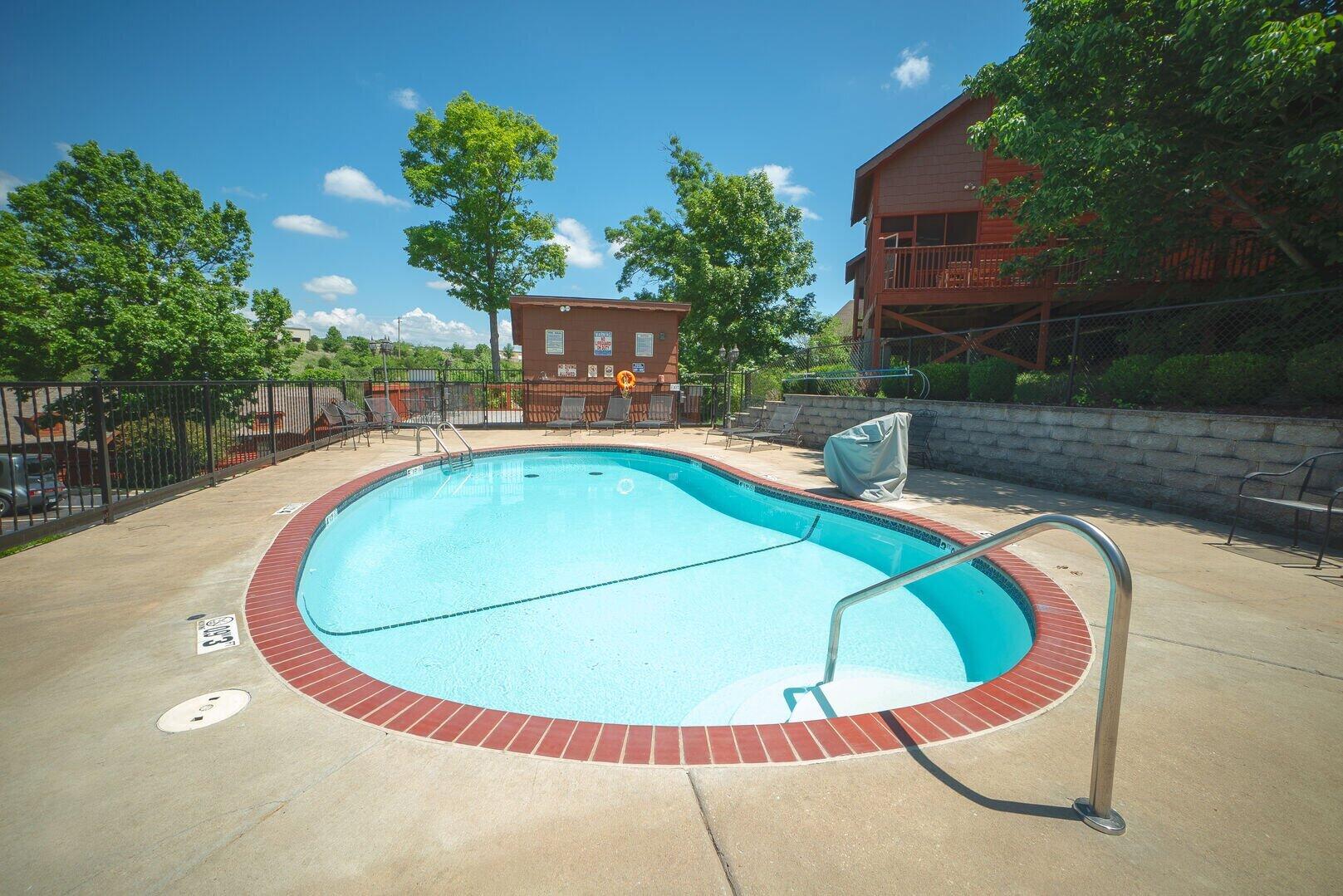320 Summer Drive Property Photo 4