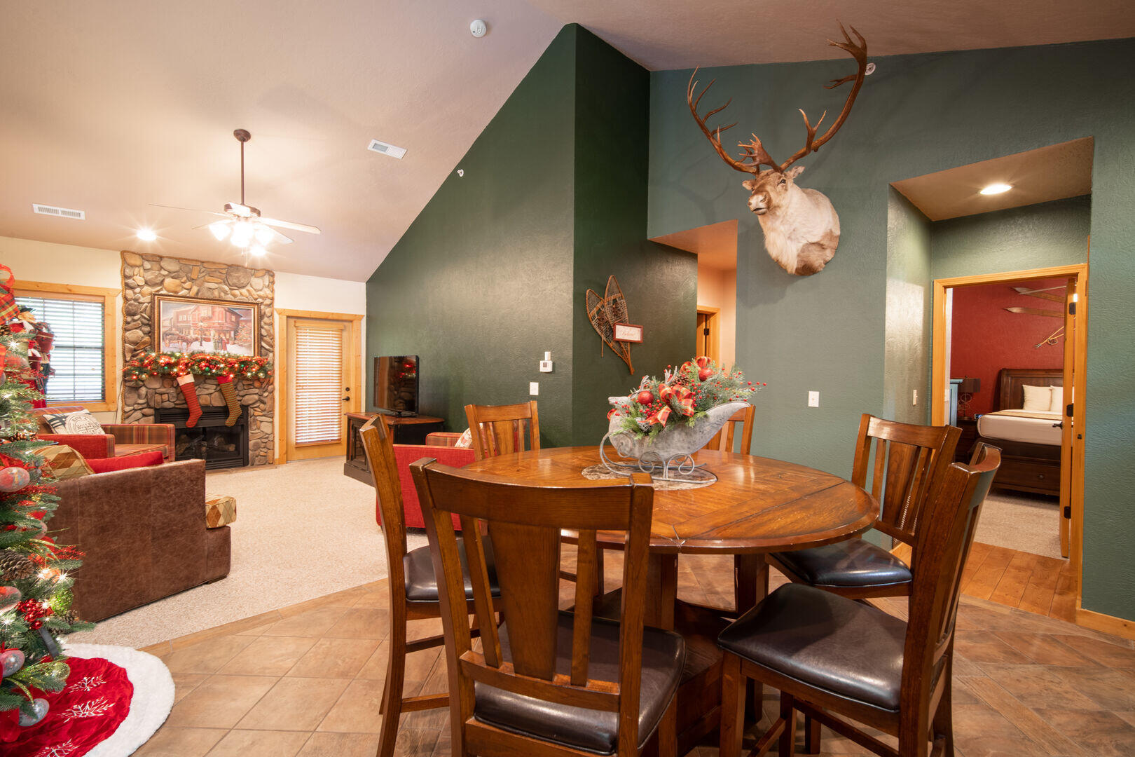 322 Summer Drive Property Photo 4