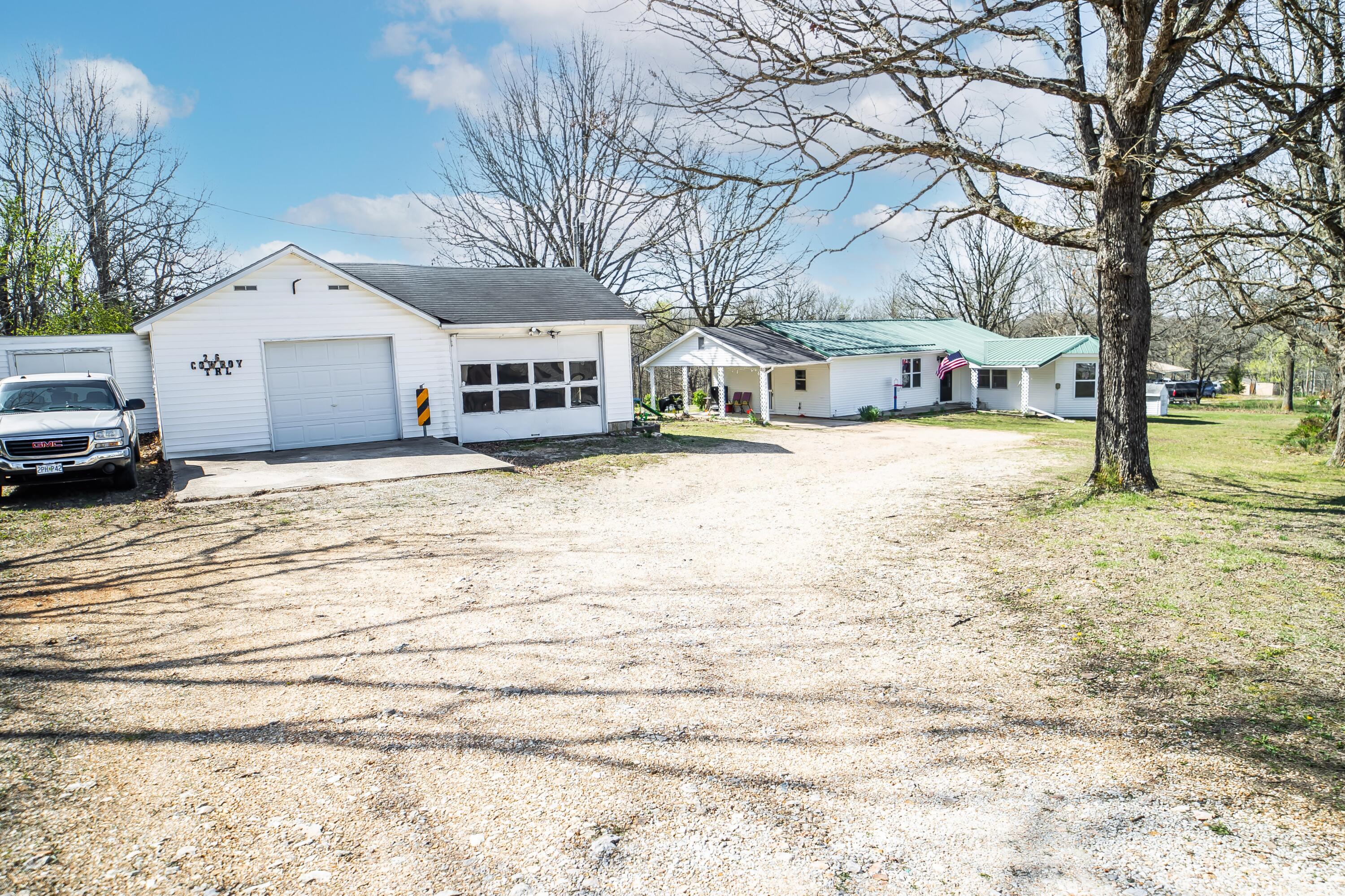26 Cowboy Trail Property Photo 2