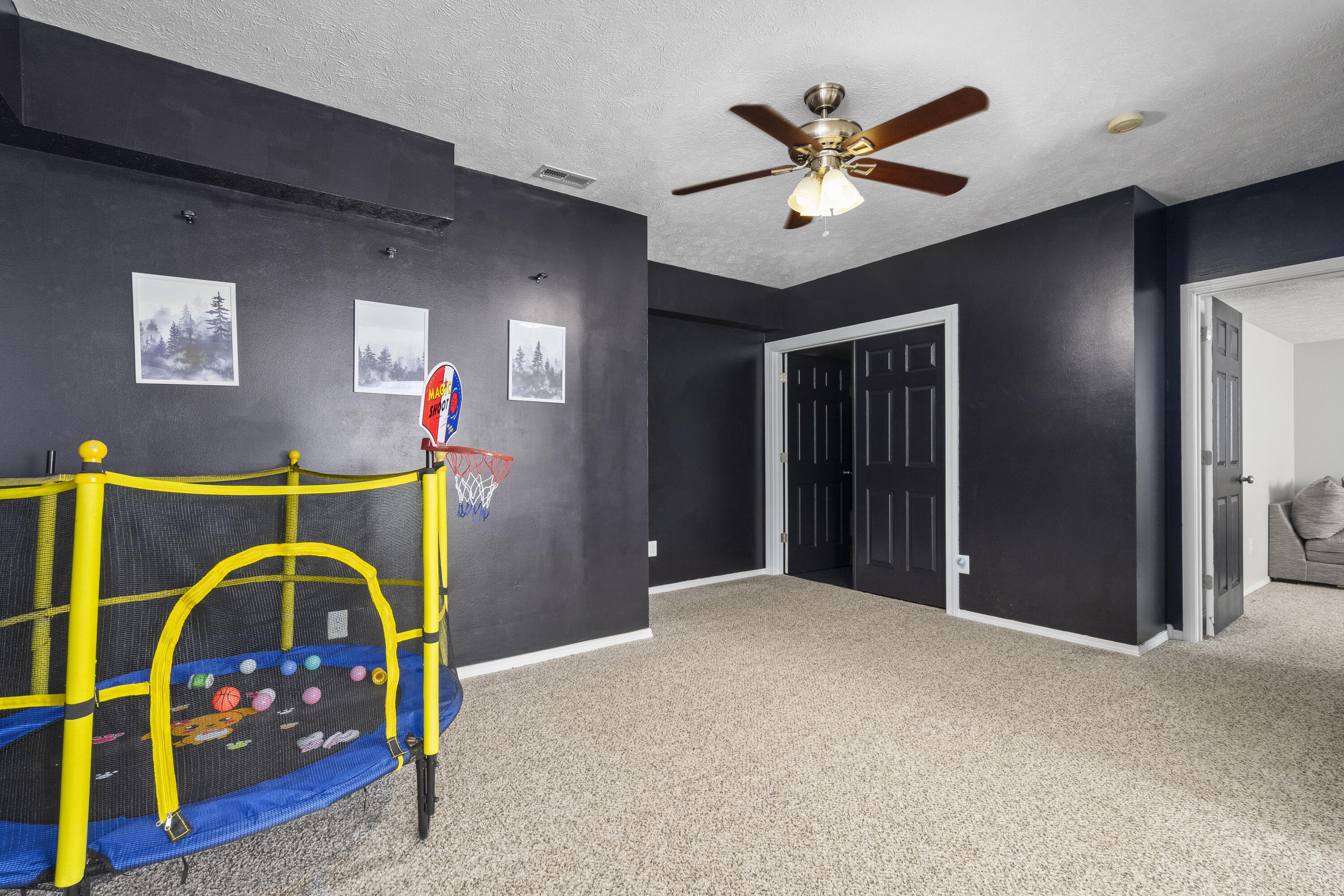 414 West Chestnut Road Property Photo 23