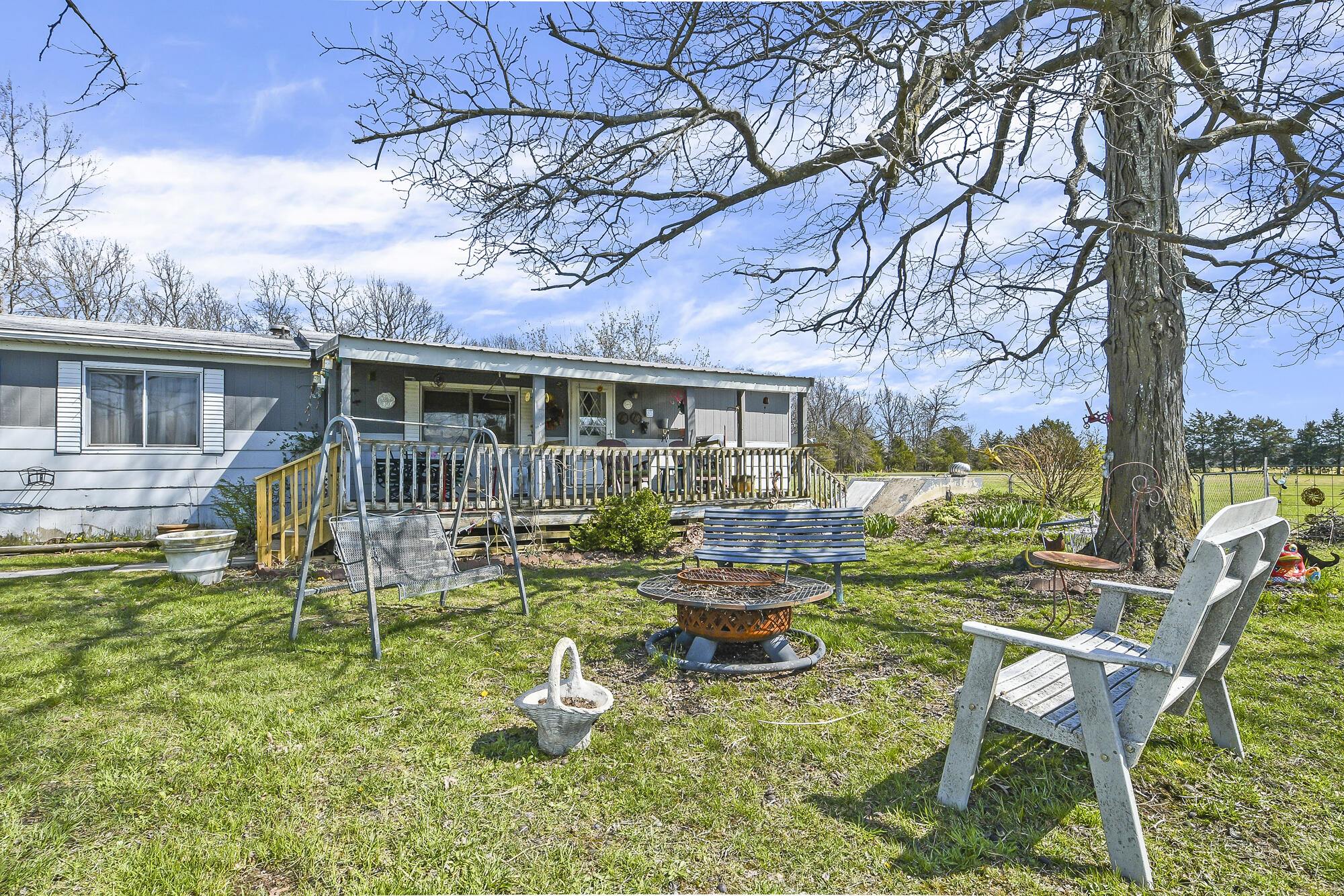 4322 State Highway Ff Property Photo 9