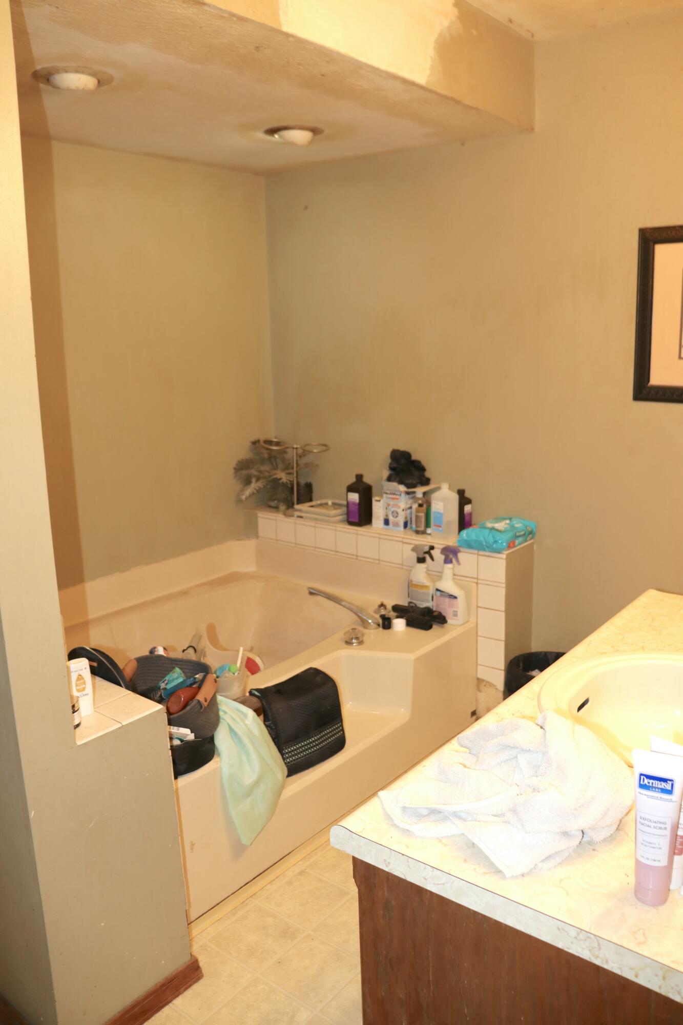 828 Burnett Road Property Photo 14