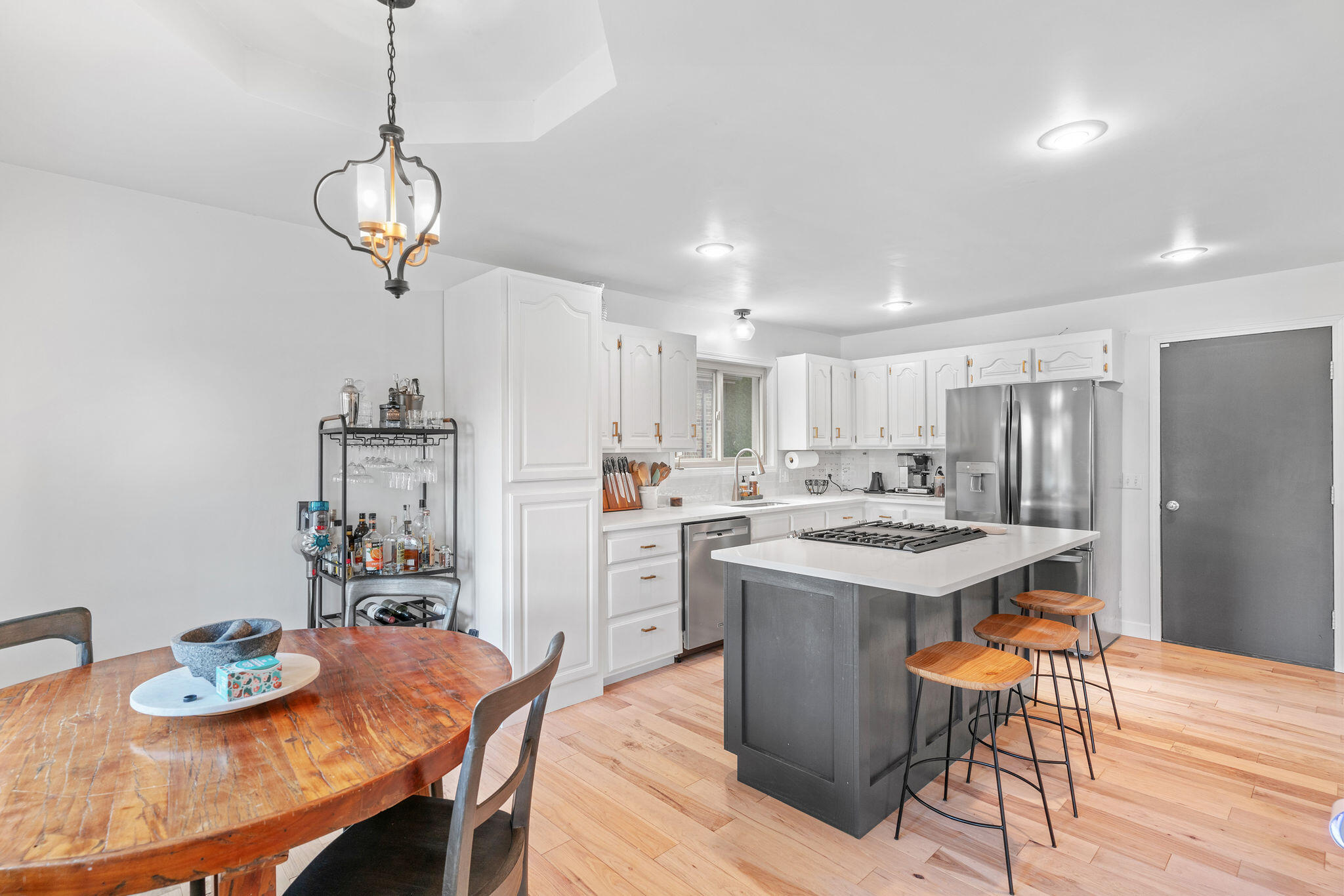 2020 West Cantebury Street Property Photo 8