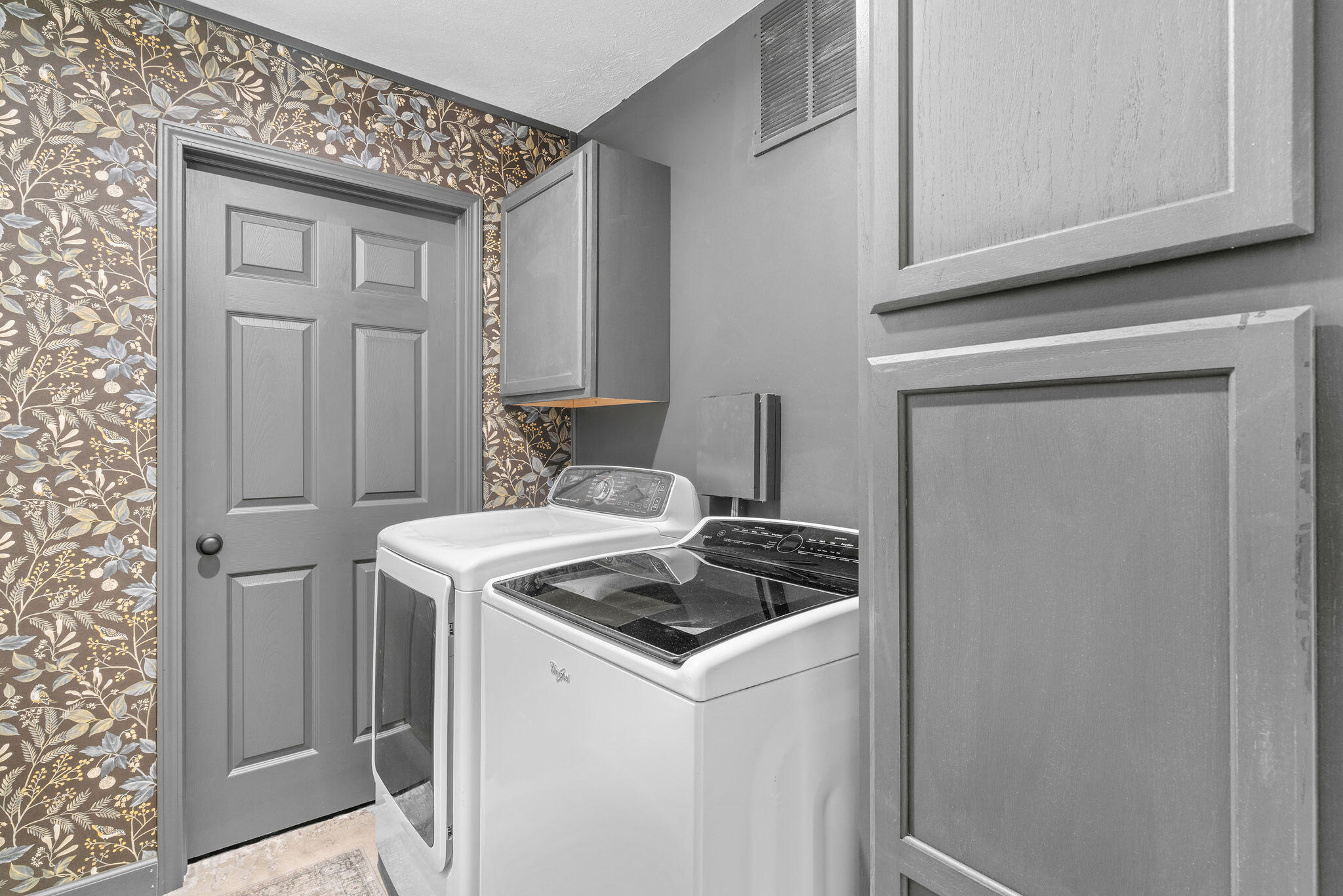 2020 West Cantebury Street Property Photo 33