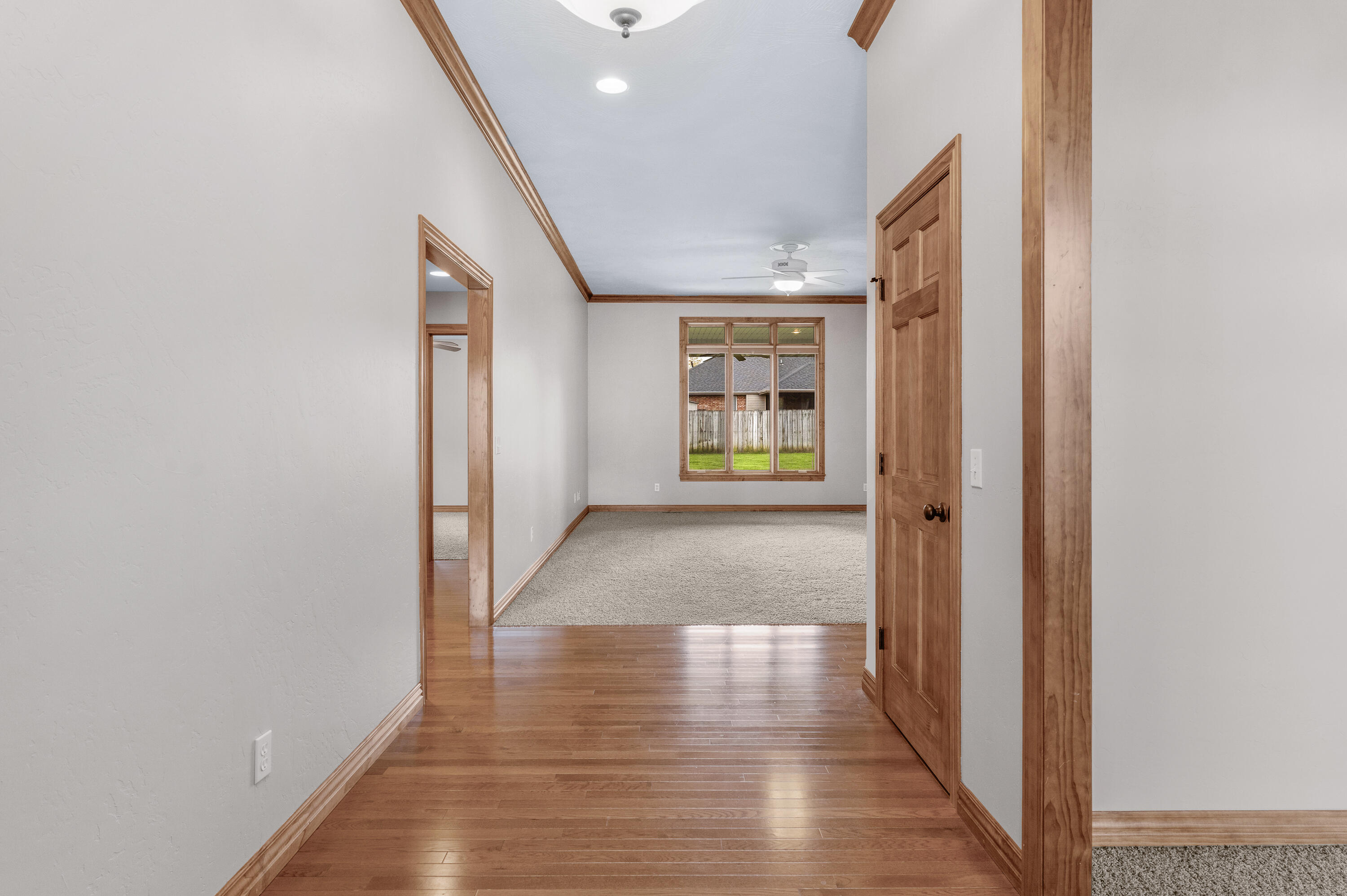 3668 West Broadmoor Street Property Photo 6