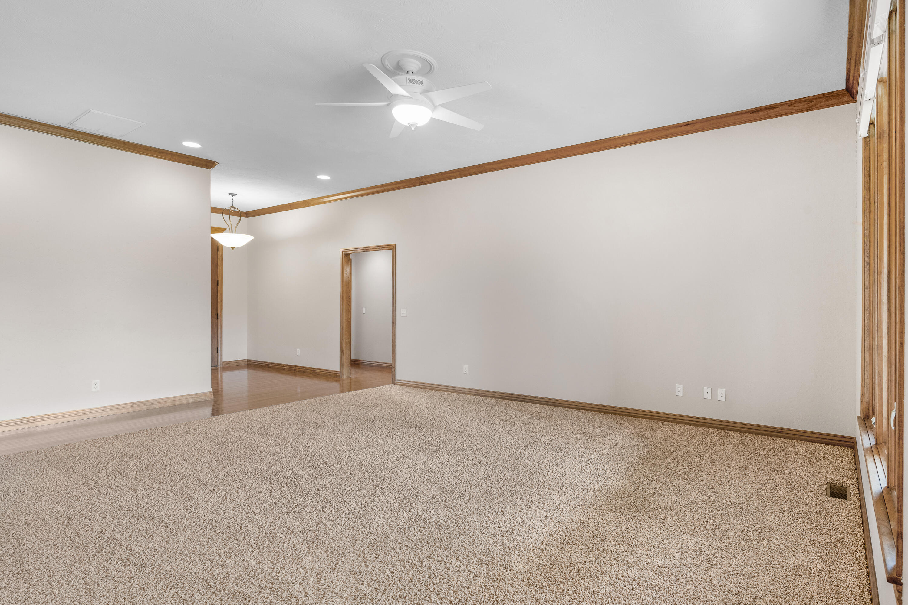 3668 West Broadmoor Street Property Photo 10