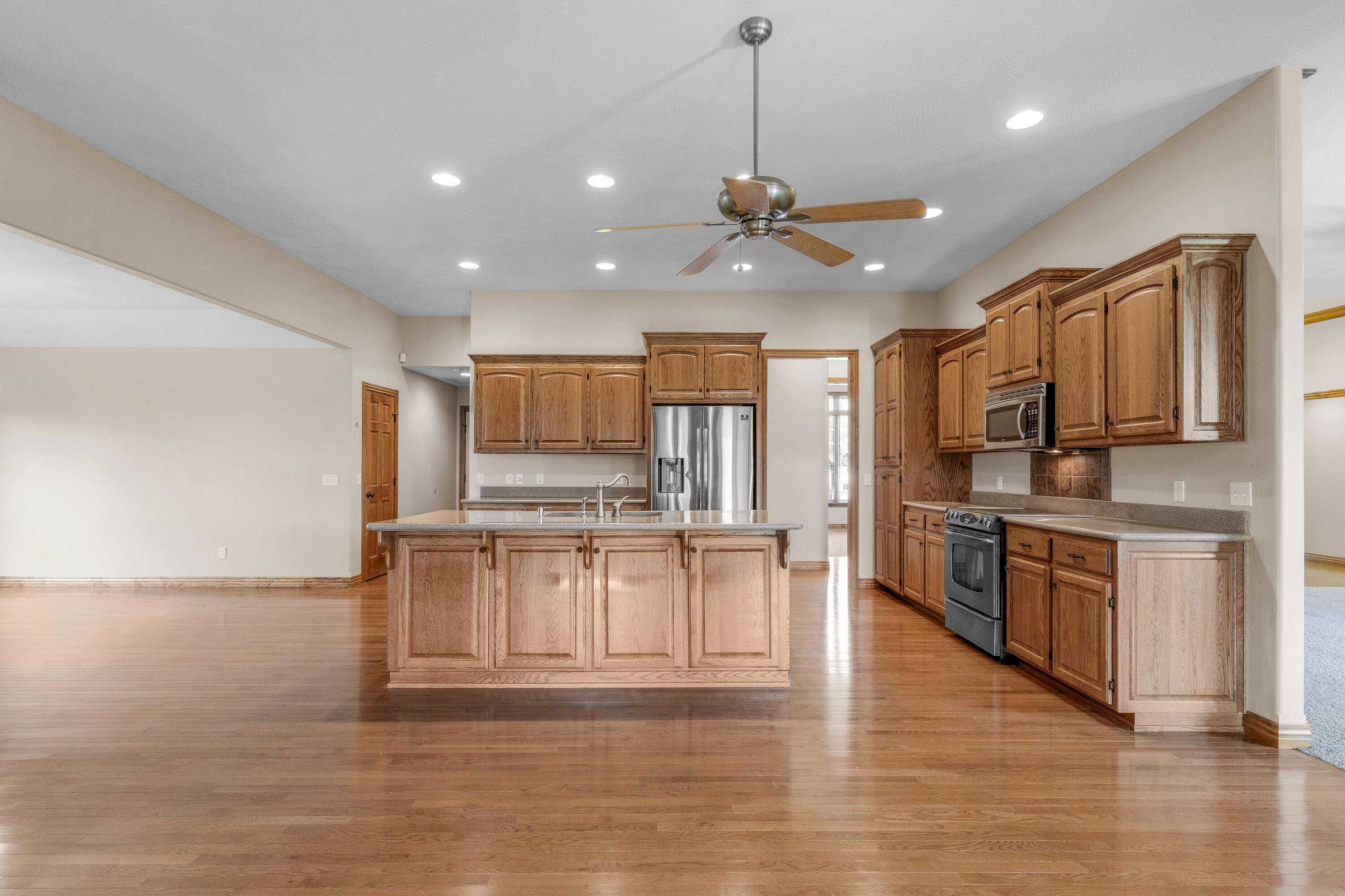 3668 West Broadmoor Street Property Photo 15