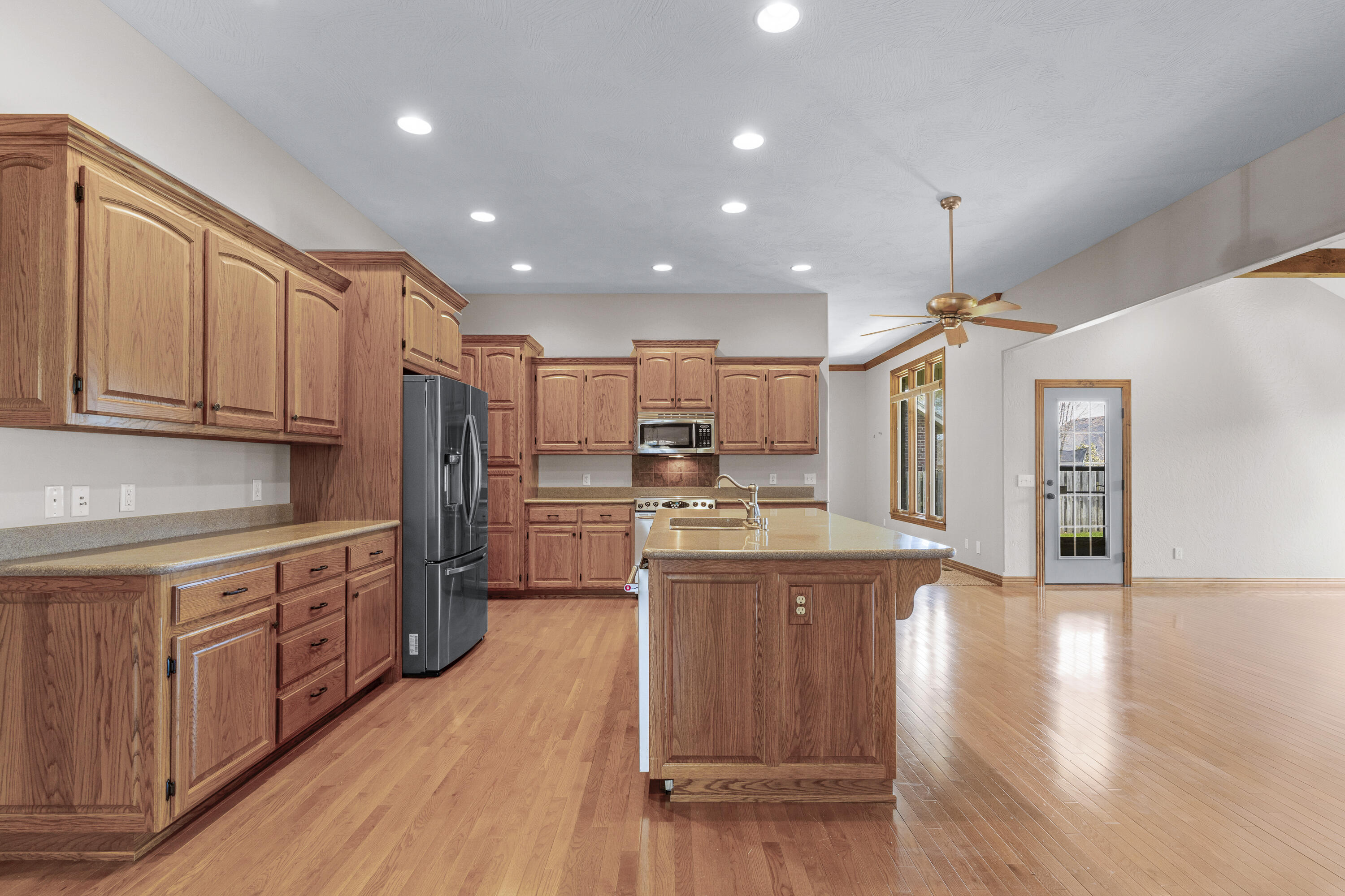 3668 West Broadmoor Street Property Photo 16
