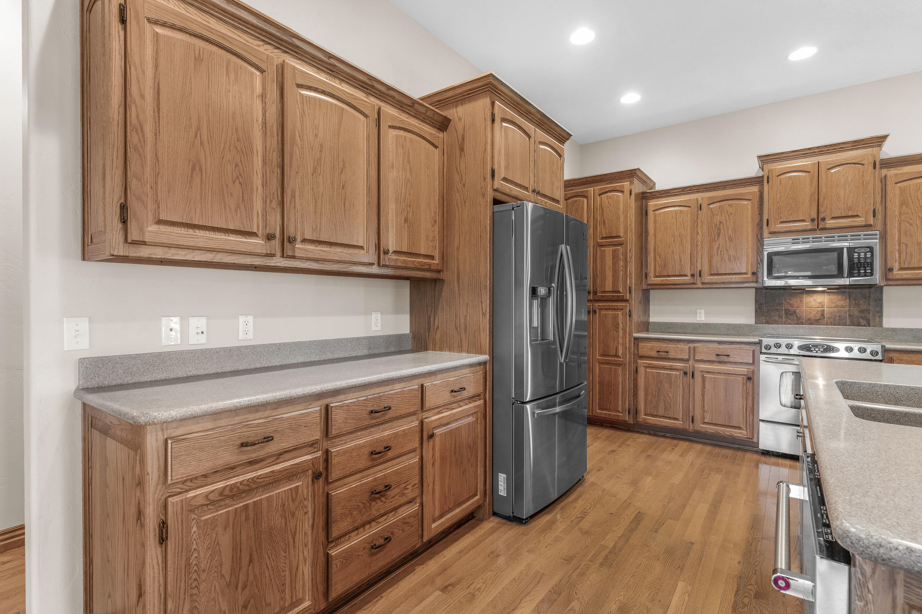 3668 West Broadmoor Street Property Photo 17