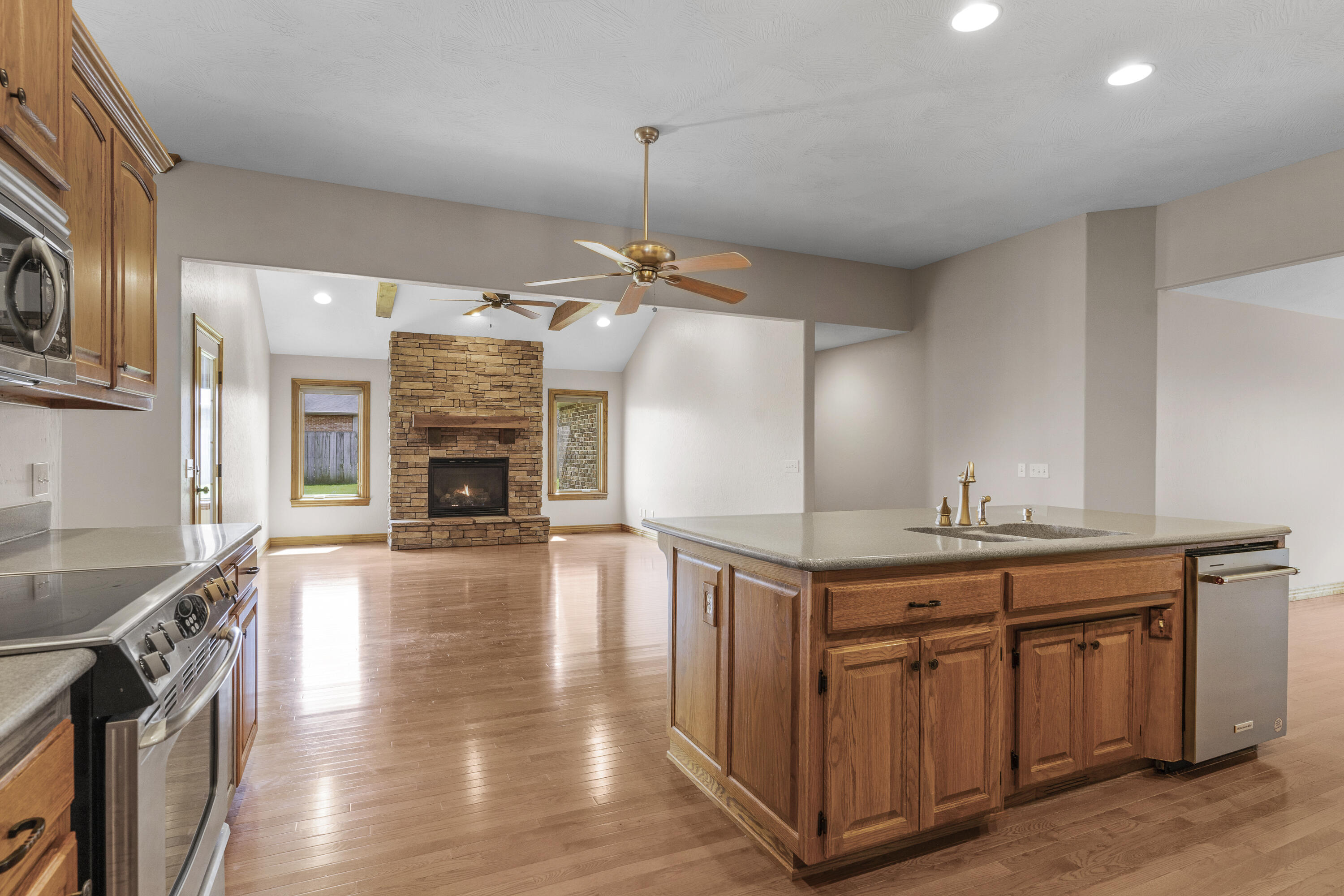 3668 West Broadmoor Street Property Photo 19