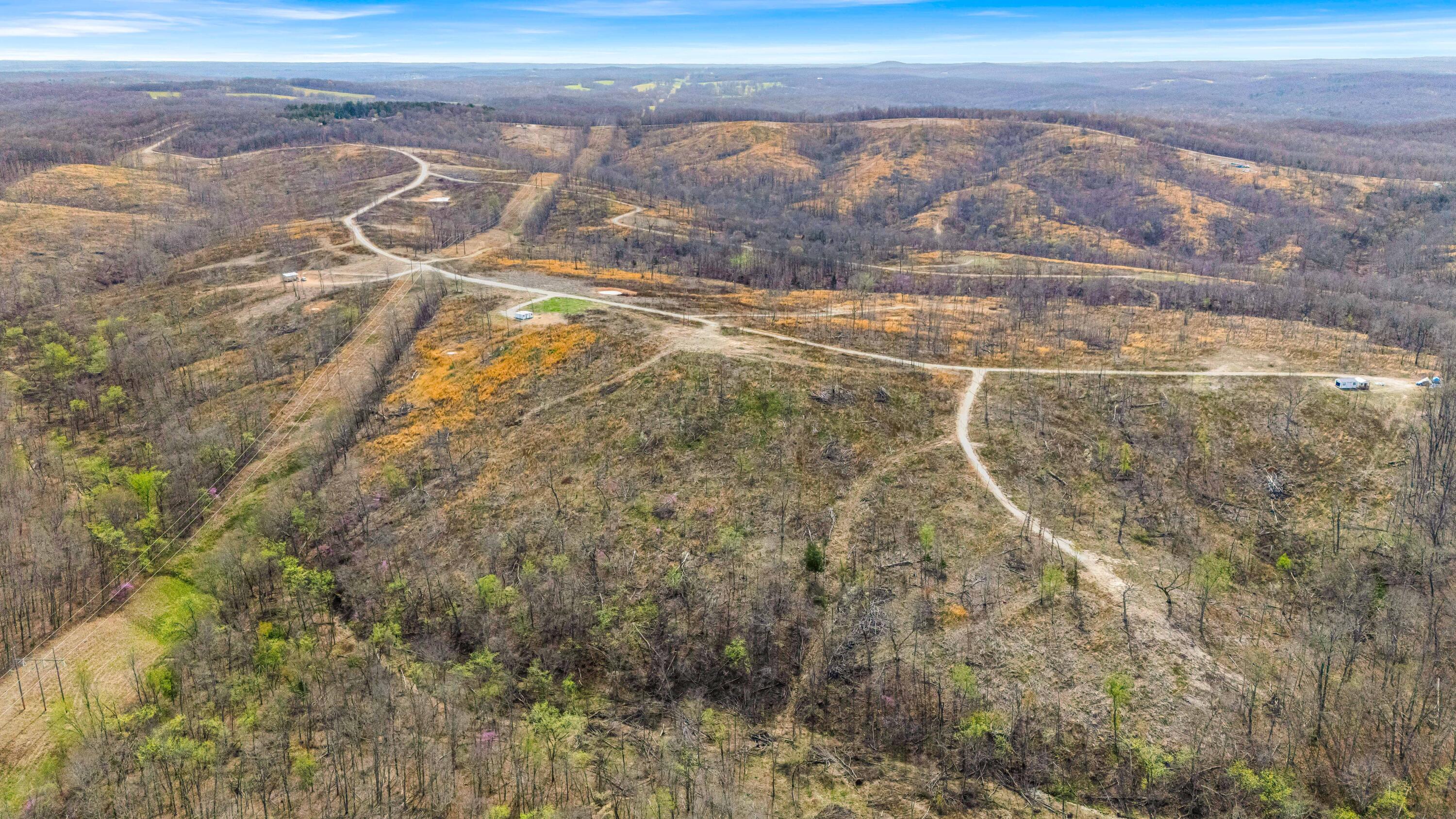 29 Wolf Creek Property Photo 5