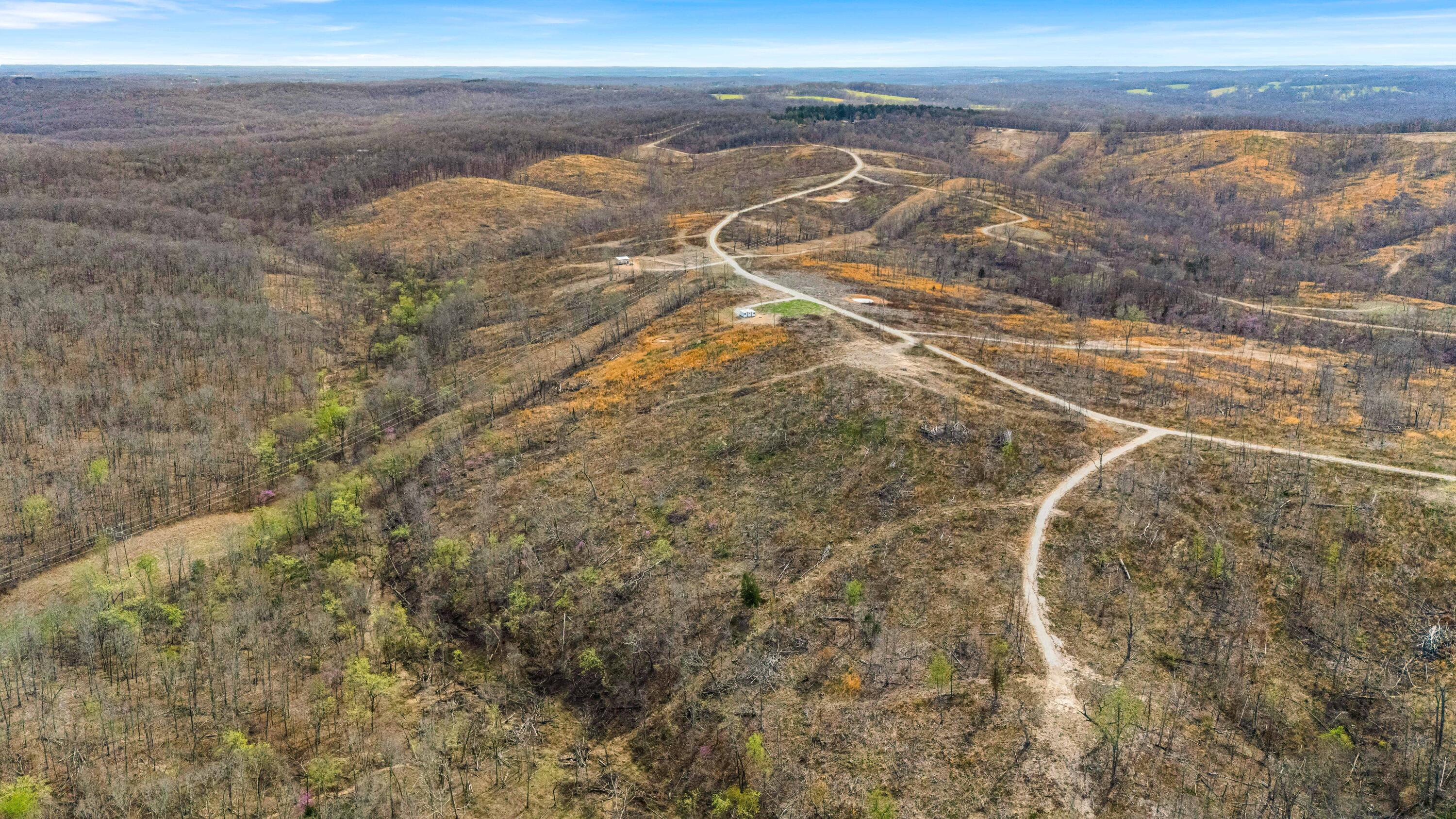 29 Wolf Creek Property Photo 6