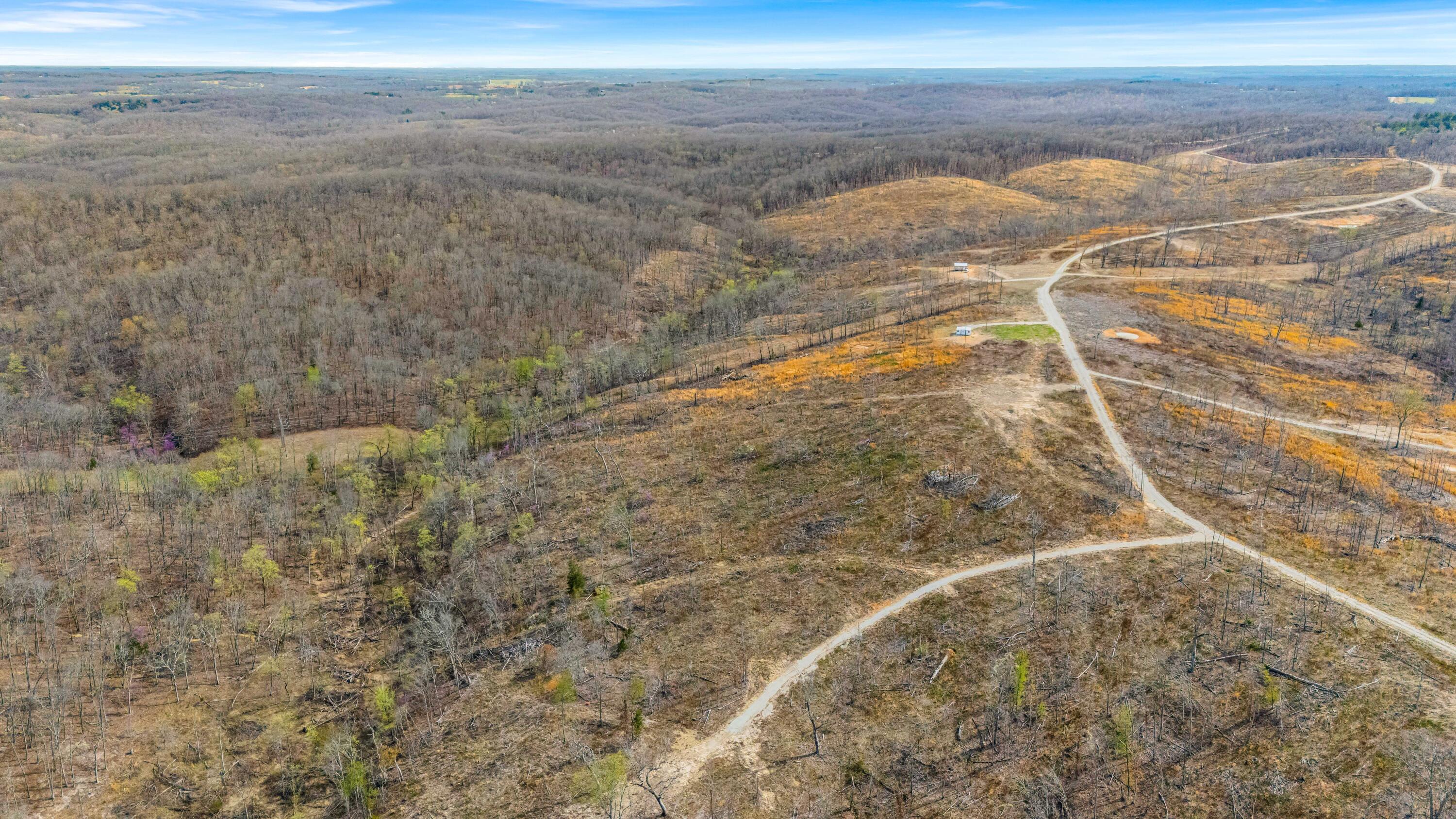 29 Wolf Creek Property Photo 7