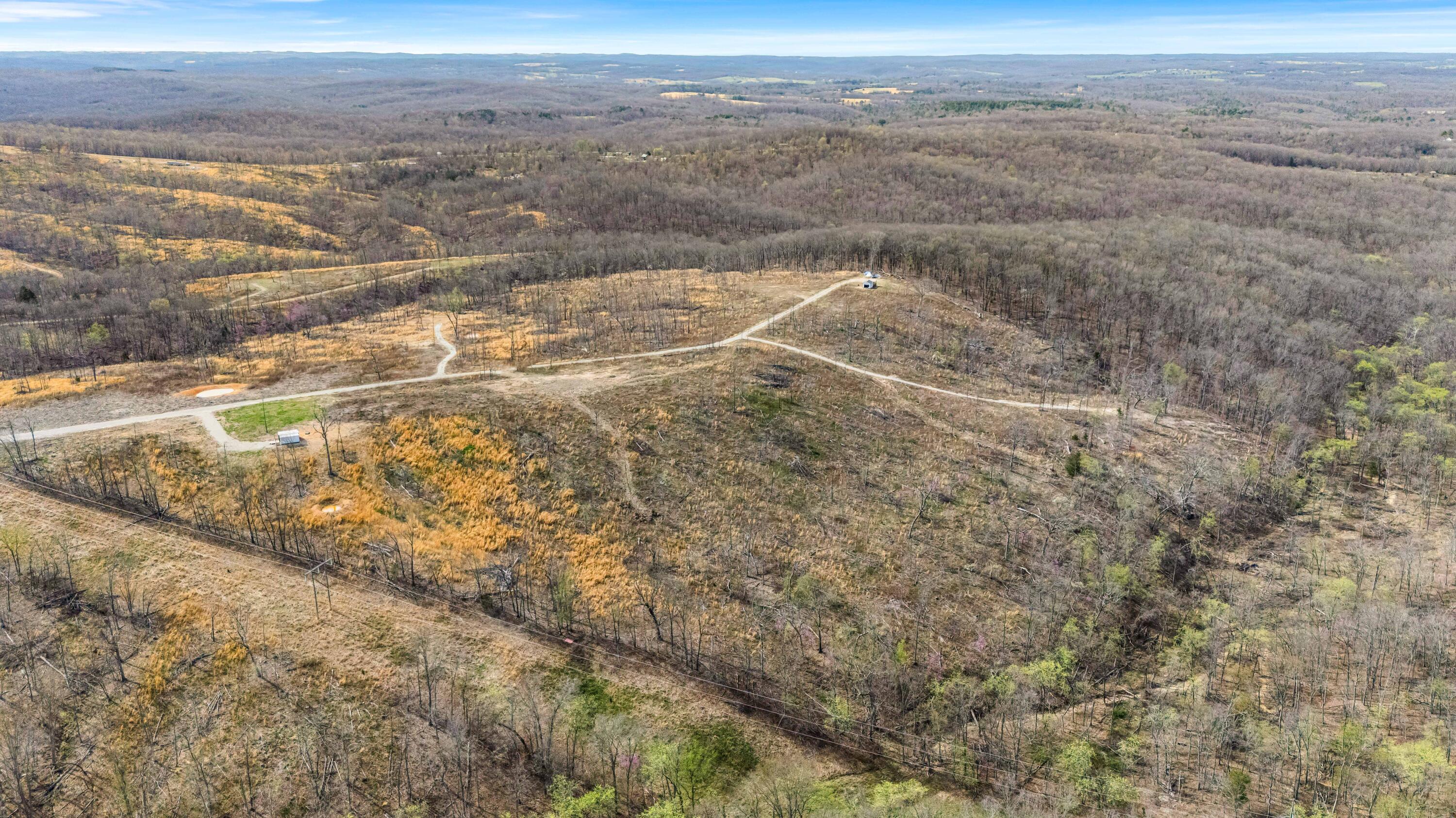 29 Wolf Creek Property Photo 16