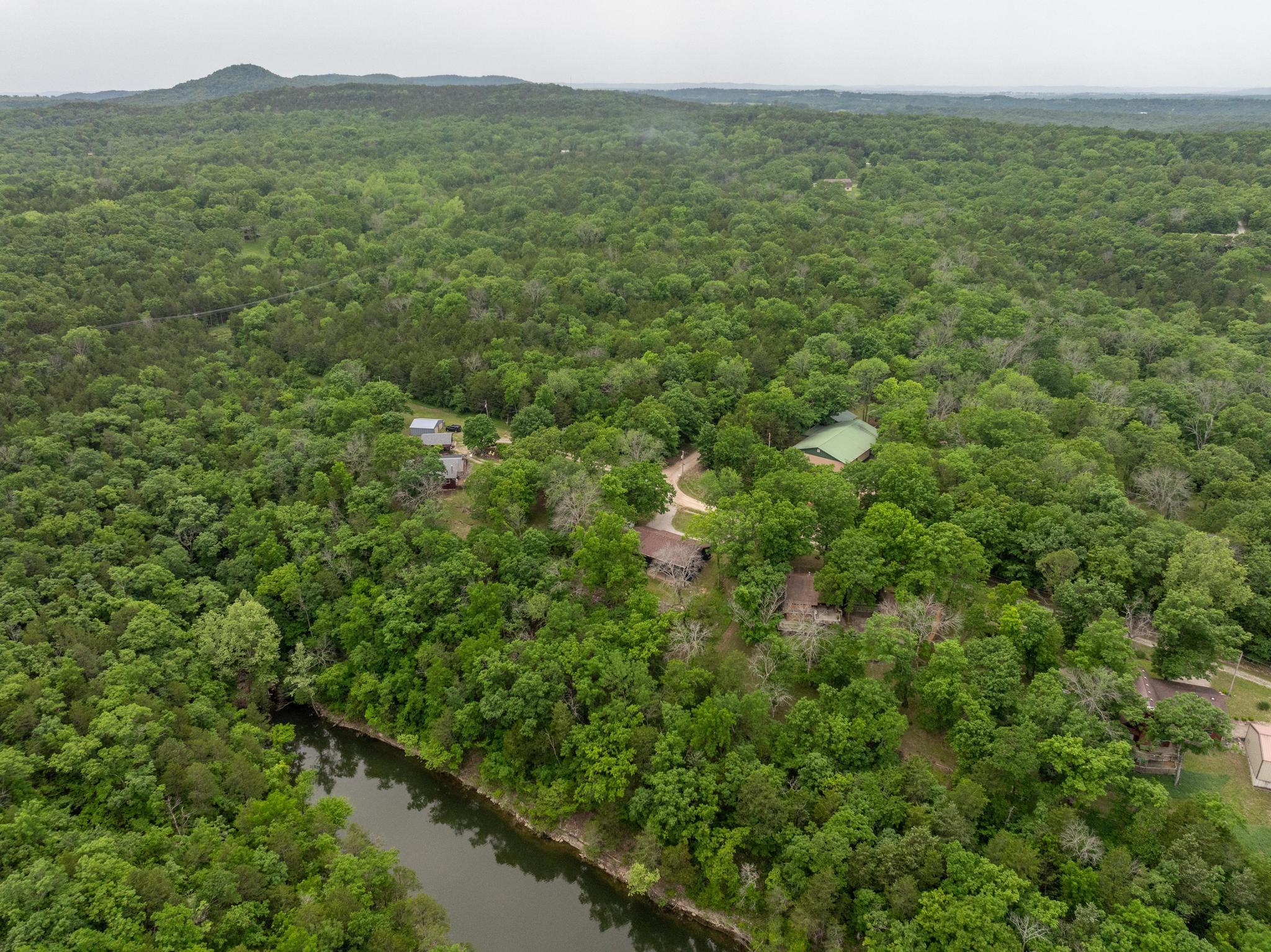 906 Little Cedar Hollow Property Photo 11