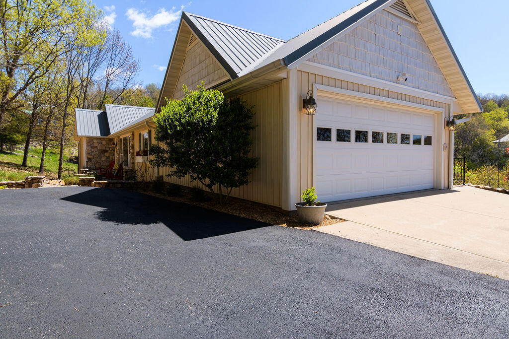 386 Slane Chapel Road Property Photo 4