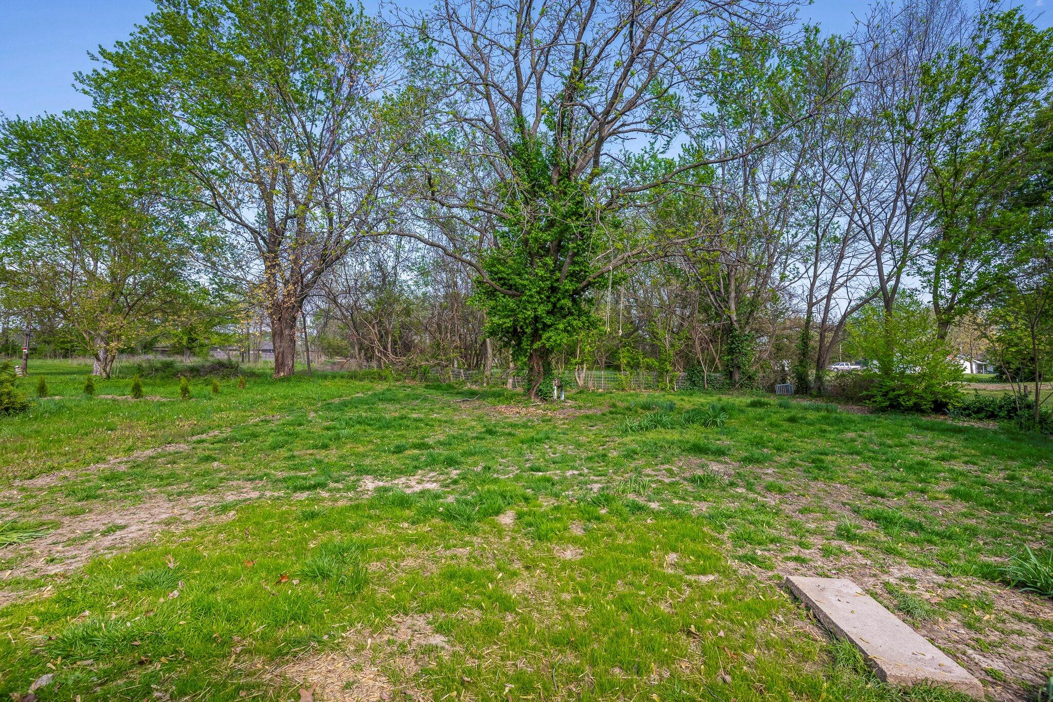 528 South Chicago Avenue Property Photo 9