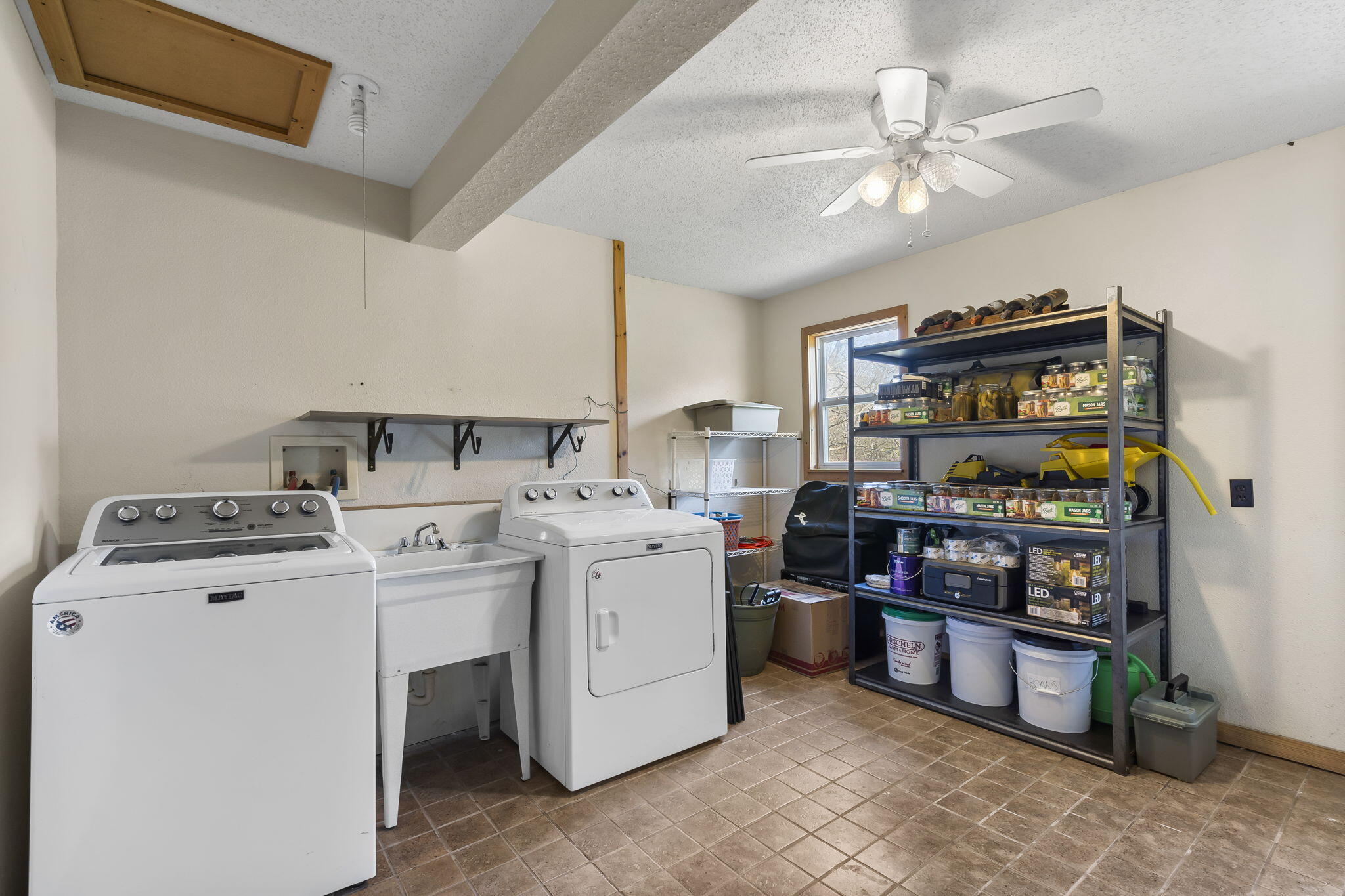 8937 East Farm Rd 10 Property Photo 14