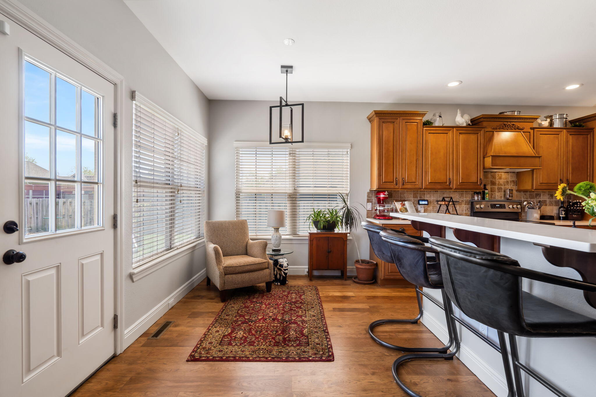 3604 Ledgestone Drive Property Photo 7
