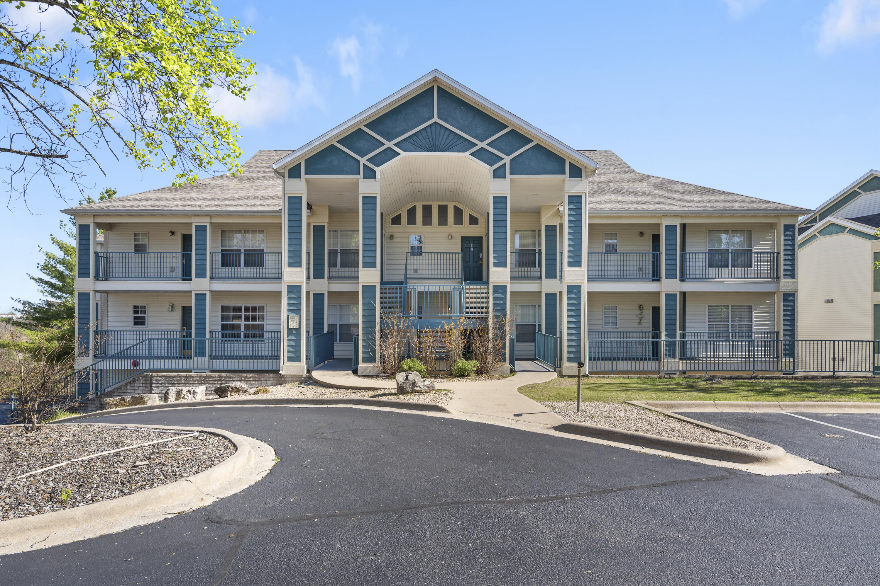 500 Spring Court Property Photo 2
