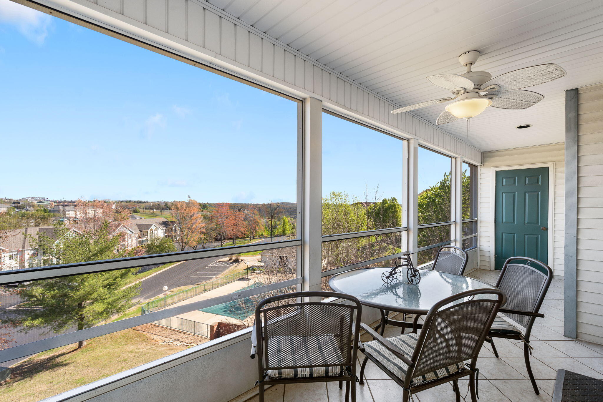 500 Spring Court Property Photo 3