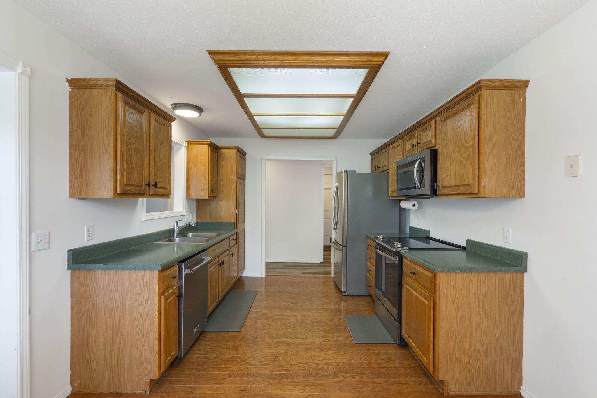 1745 South Fisk Avenue Property Photo 10