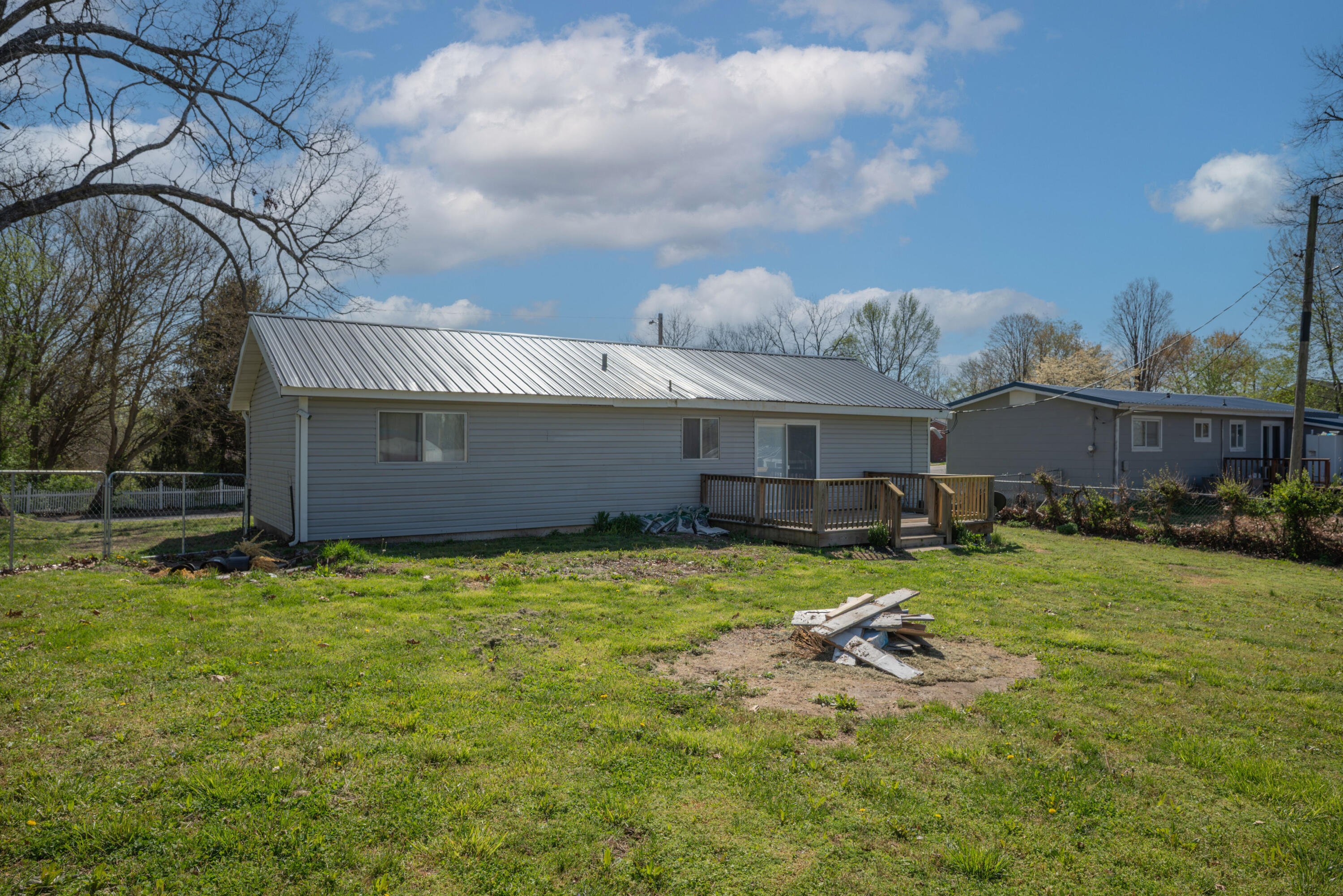 1620 Presley Drive Property Photo 5
