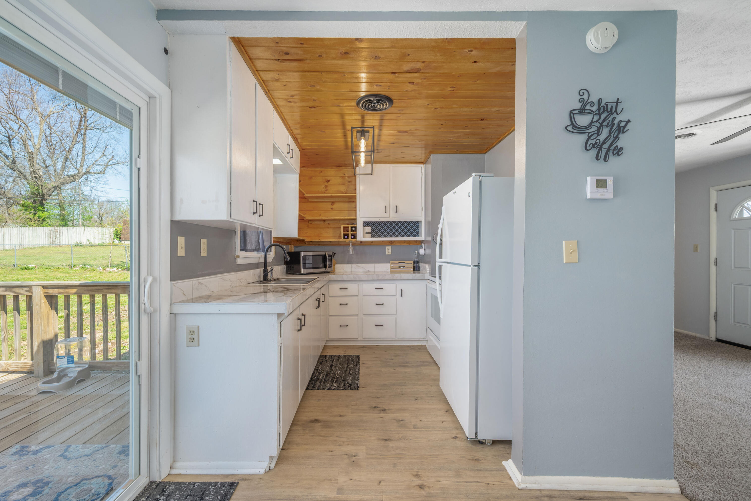 1620 Presley Drive Property Photo 10