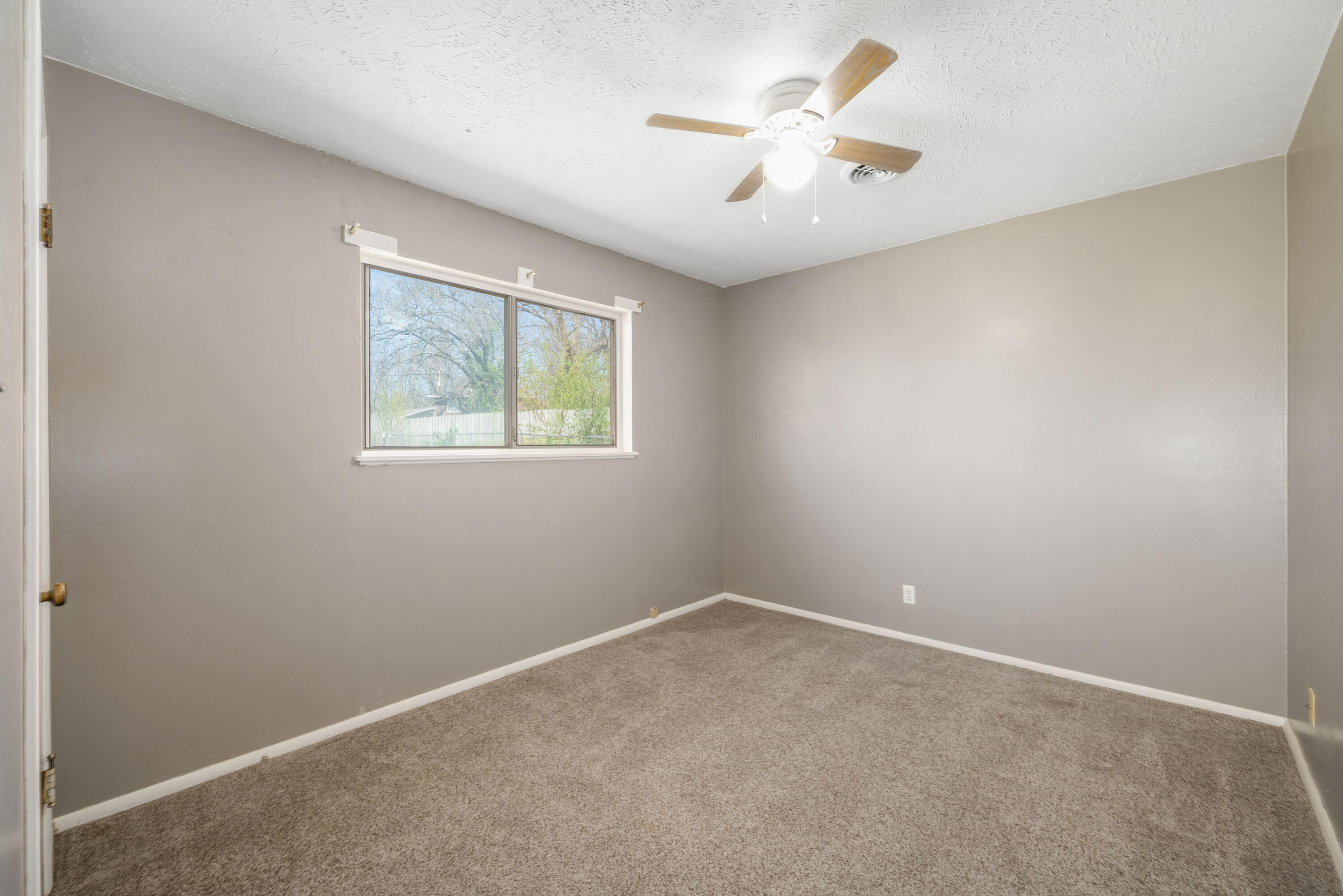 1620 Presley Drive Property Photo 15