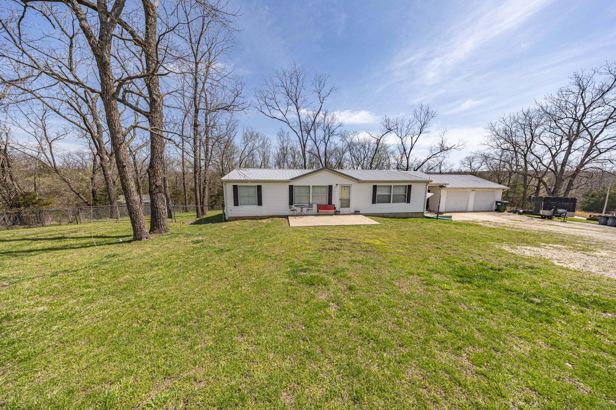 15601 County Road 281 Property Photo 3