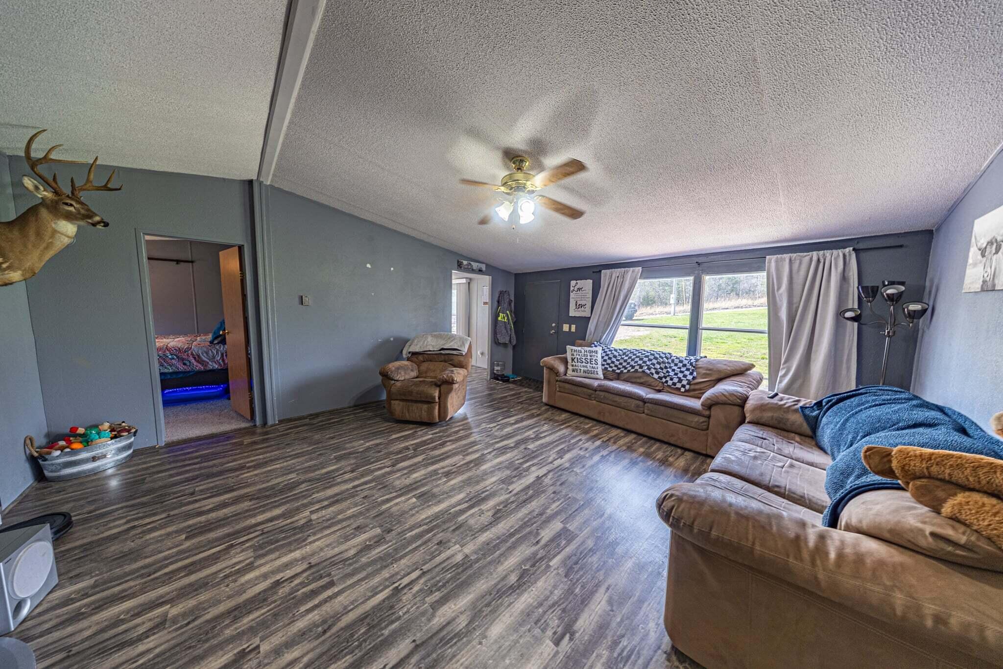 15601 County Road 281 Property Photo 11