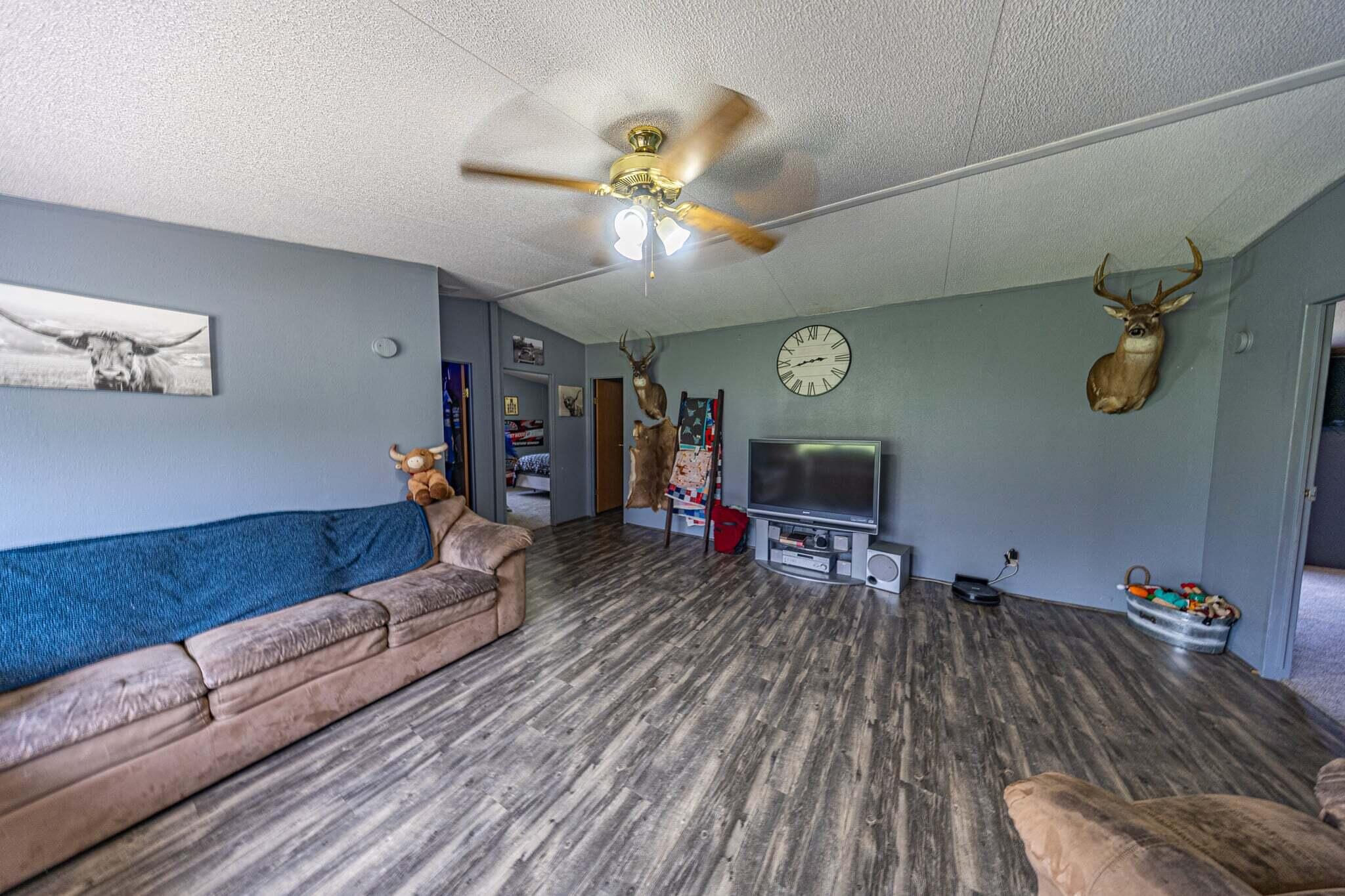 15601 County Road 281 Property Photo 12