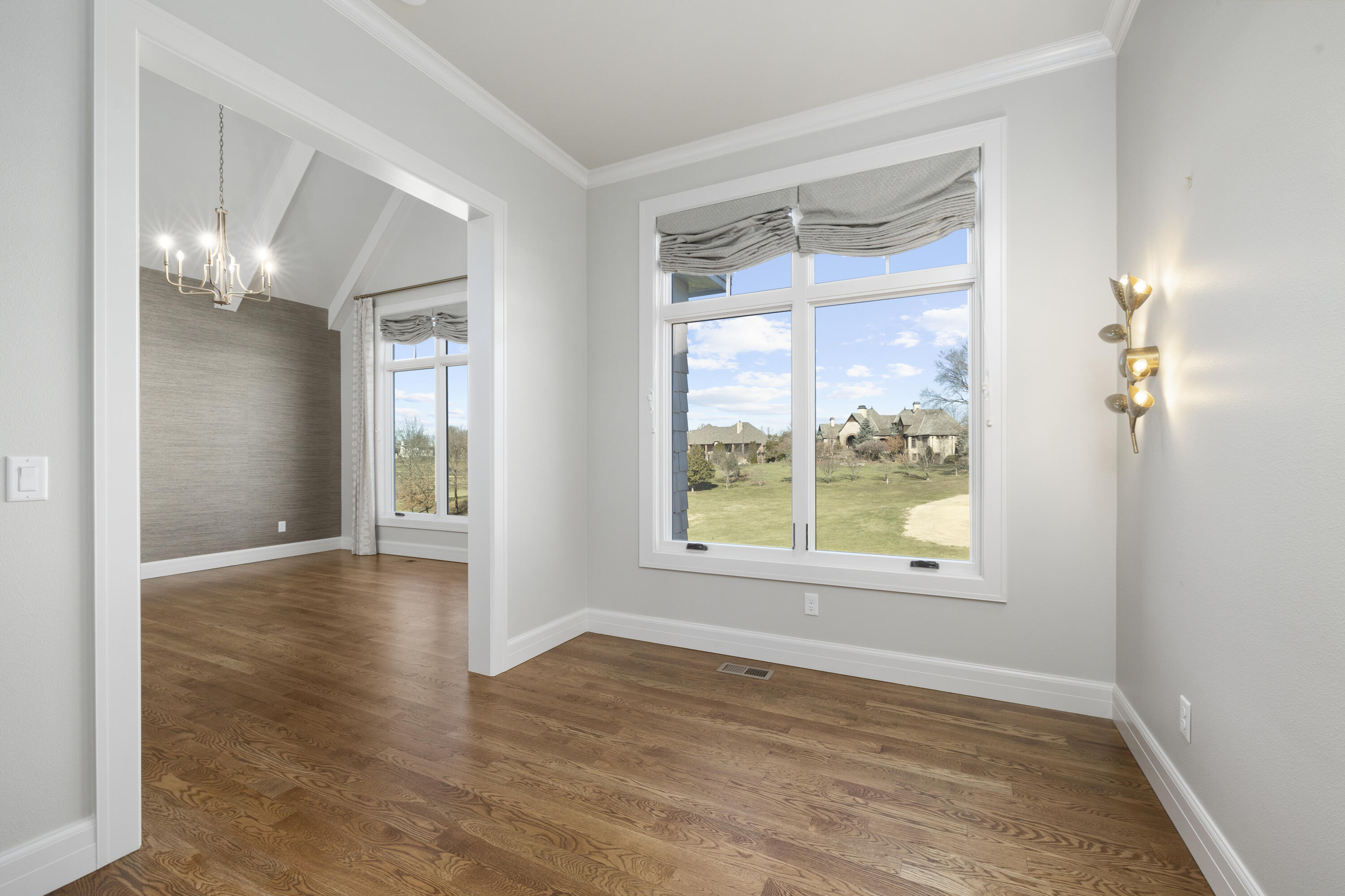 3945-3957 East Dunrobin Drive Property Photo 43