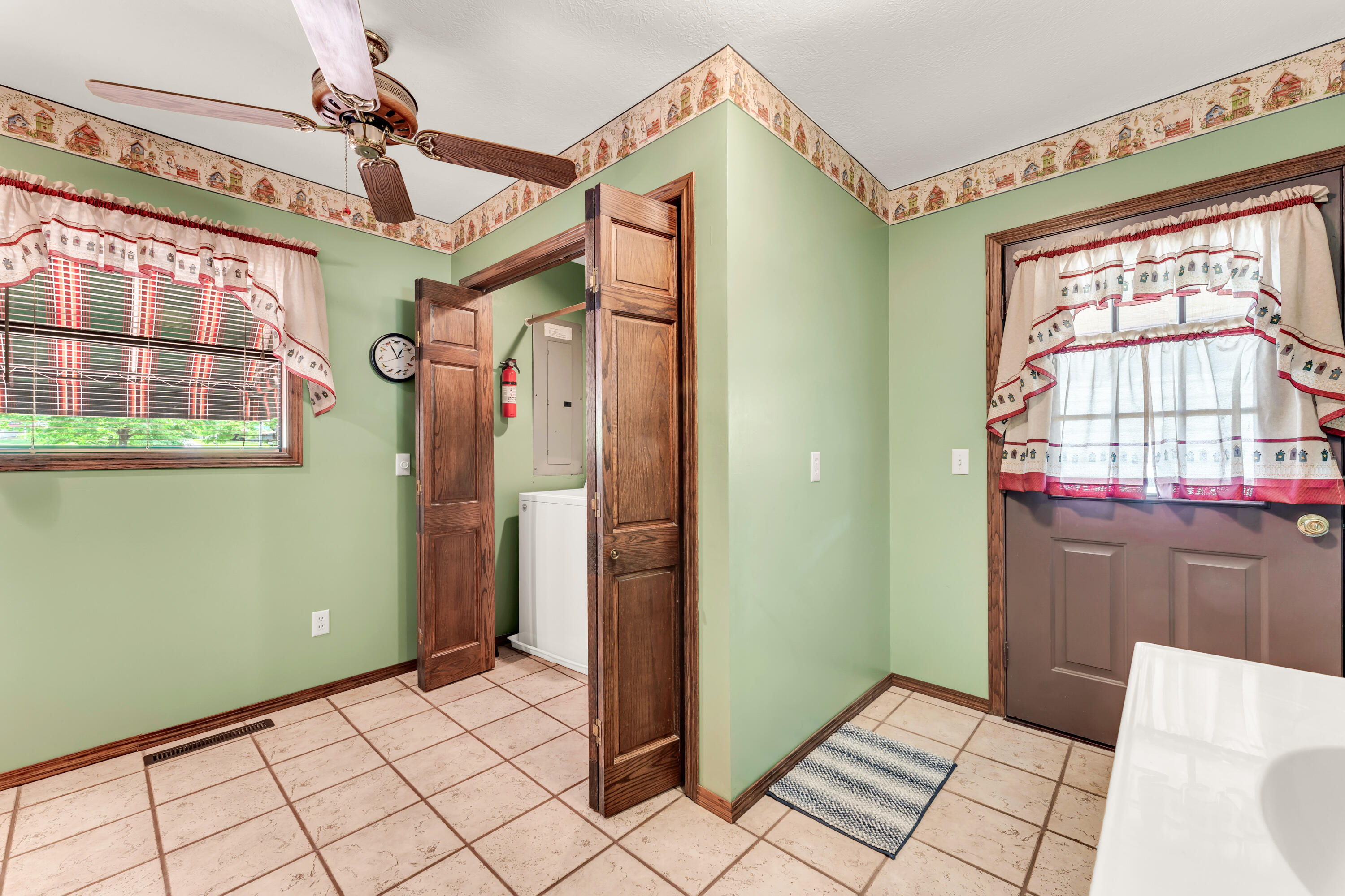 26975 Grizzly Lane Property Photo 33