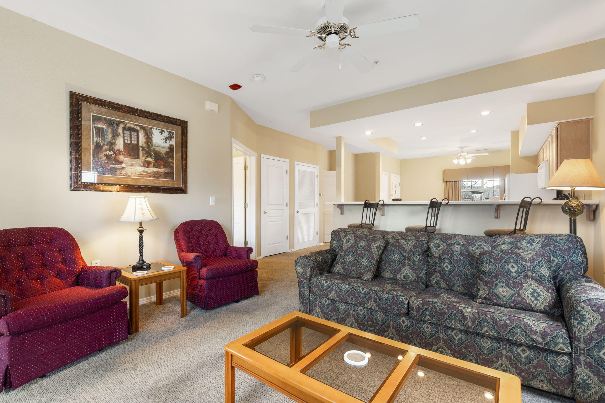 2800 Green Mountain Drive Property Photo 11