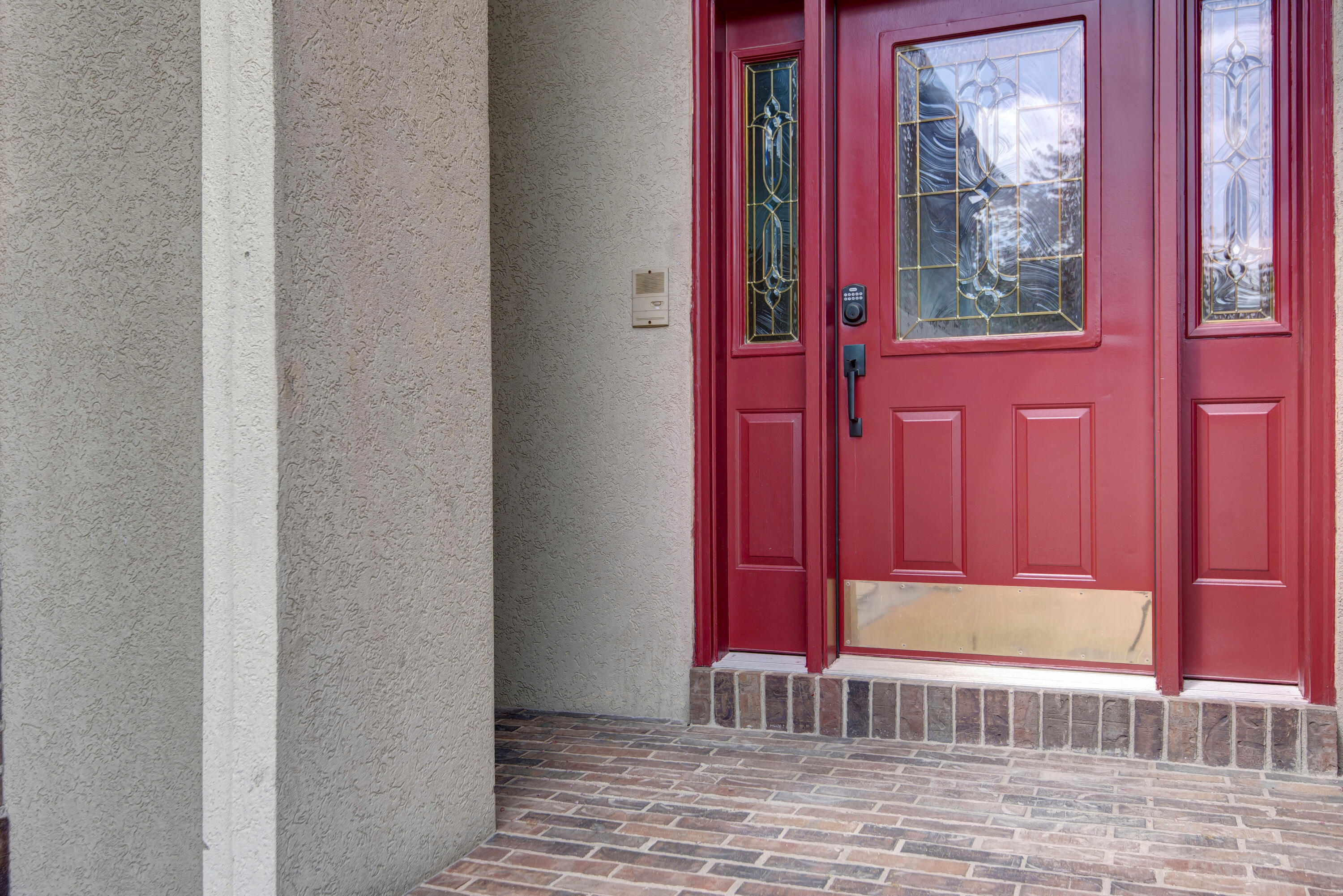 6307 South Meadowview Drive Property Photo 7