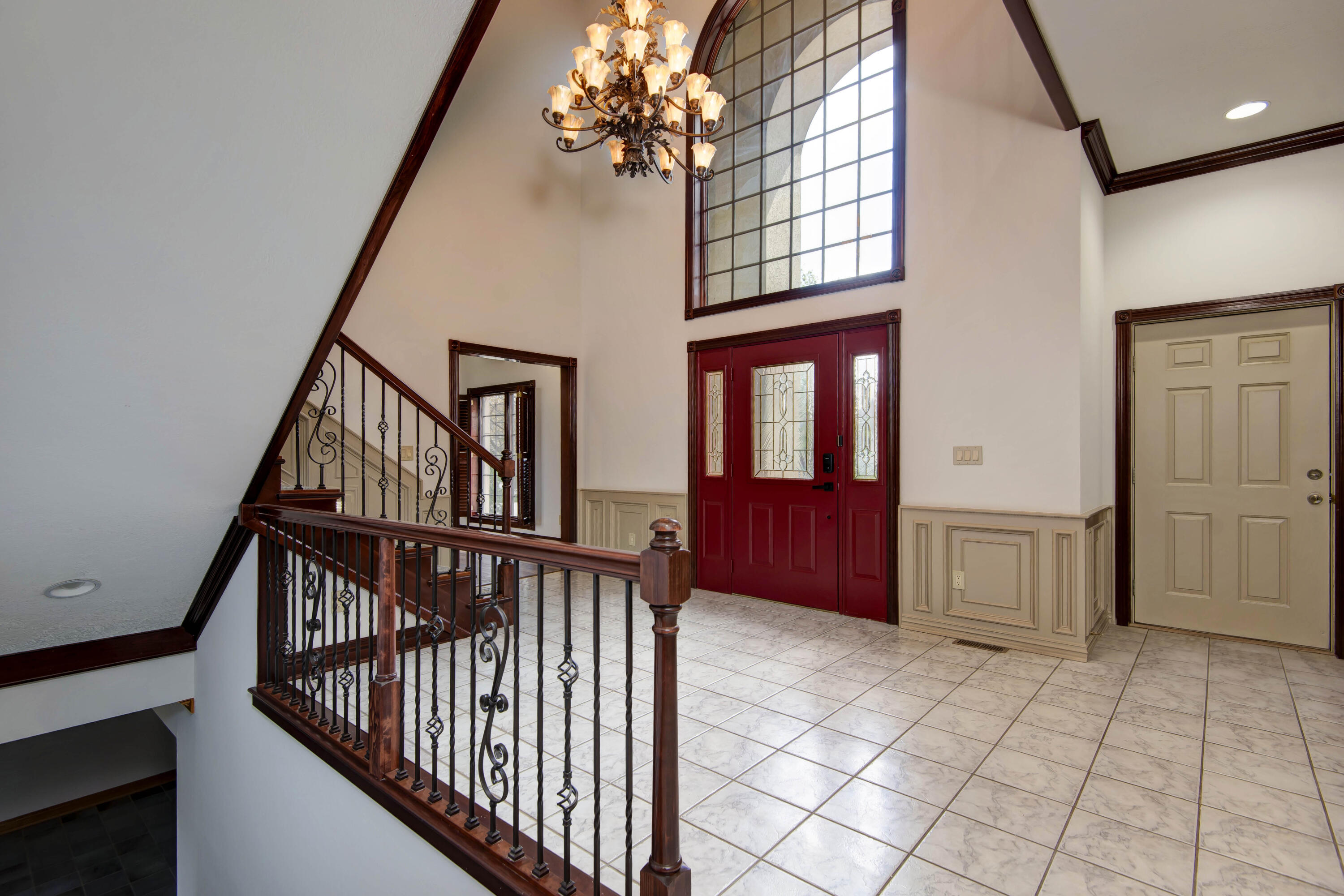 6307 South Meadowview Drive Property Photo 8