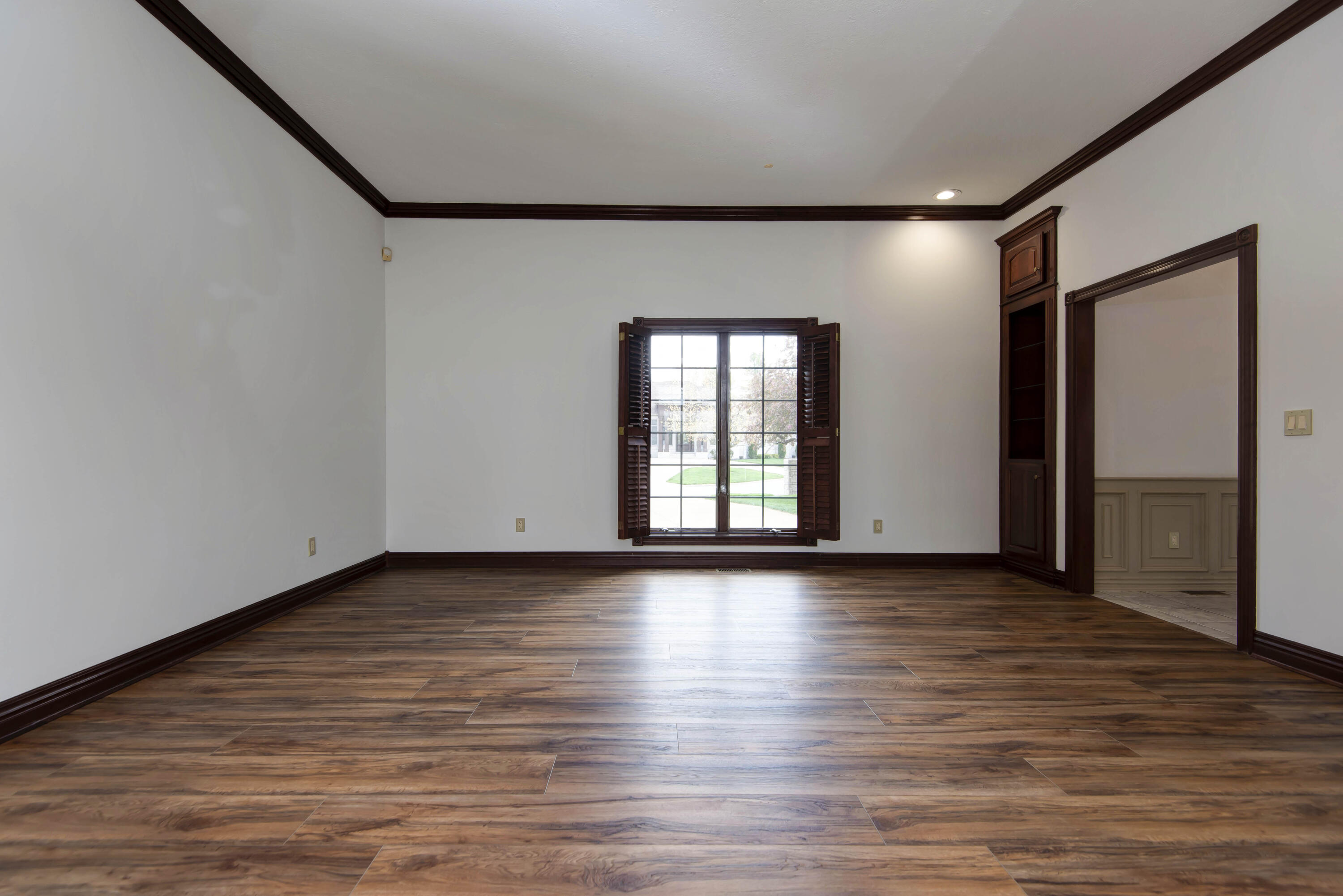6307 South Meadowview Drive Property Photo 10
