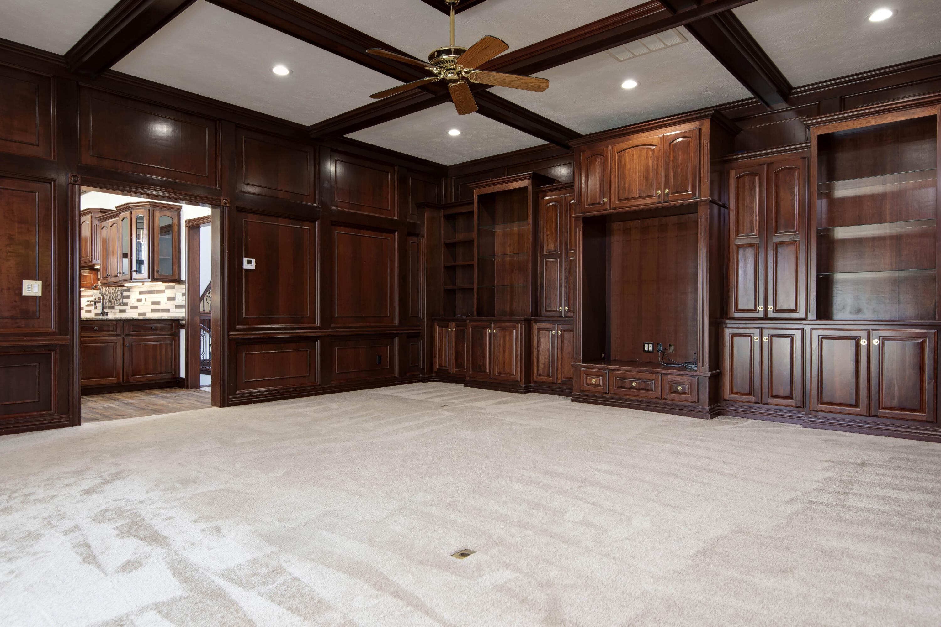 6307 South Meadowview Drive Property Photo 24